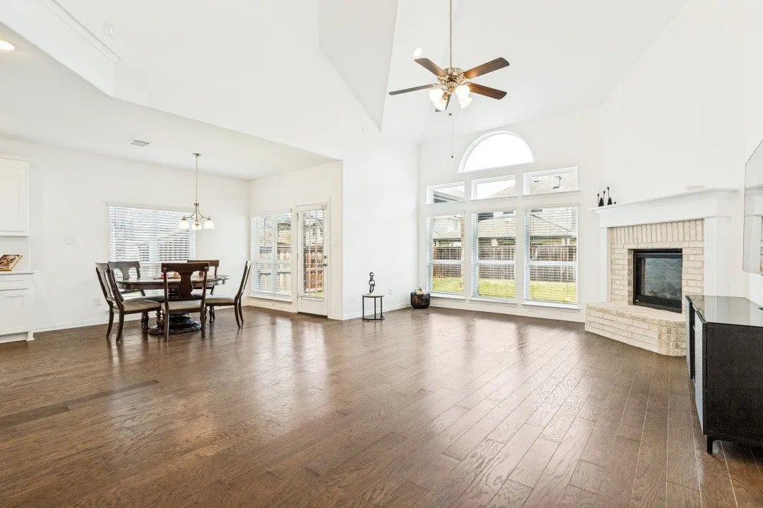 Single Family Residence For Sale in Collin County , 4408 Canadian River Drive, Celina, Texas 75078, 6 Bedroom, 4 Bathroom, 2 Garage spaces, 4,309 Sqft, built in 2021, mls#21369388, Real Estate Agent in Celina, Homes For Sale in Collin county, Homes For Sale in Celina, Realtor in Celina Texas, Real Estate Brokerage Independent Realty Texas, Luminita Cordes Realtor