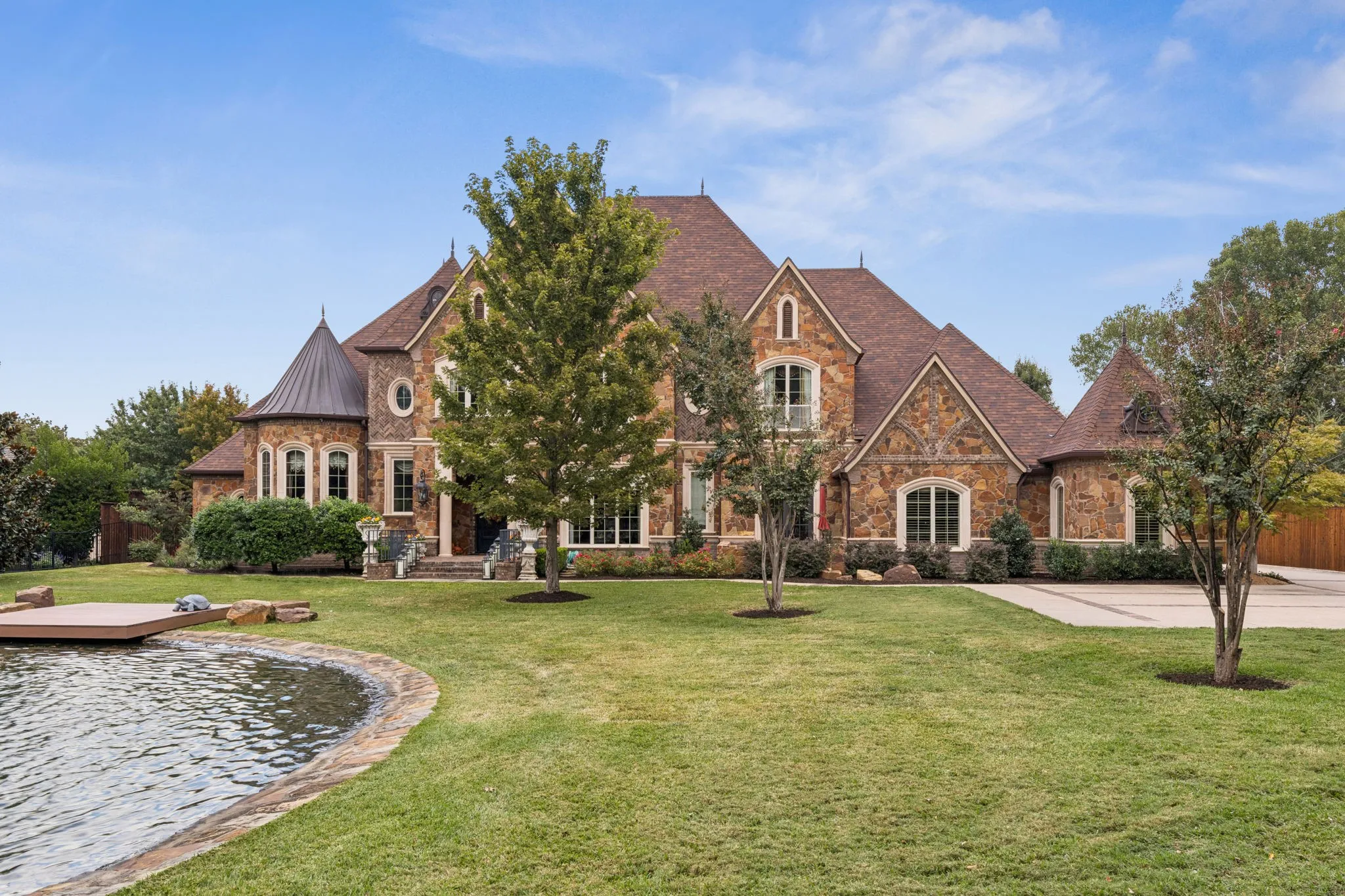 Single Family Residence For Sale in Tarrant County , 5105 Rose Street, Colleyville, Texas 76034, 4 Bedroom, 5 Bathroom, 4 Garage spaces, 6,055 Sqft, built in 2006, mls#21373894, Real Estate Agent in Colleyville, Homes For Sale in Tarrant county, Homes For Sale in Colleyville, Realtor in Colleyville Texas, Real Estate Brokerage Independent Realty Texas, Luminita Cordes Realtor