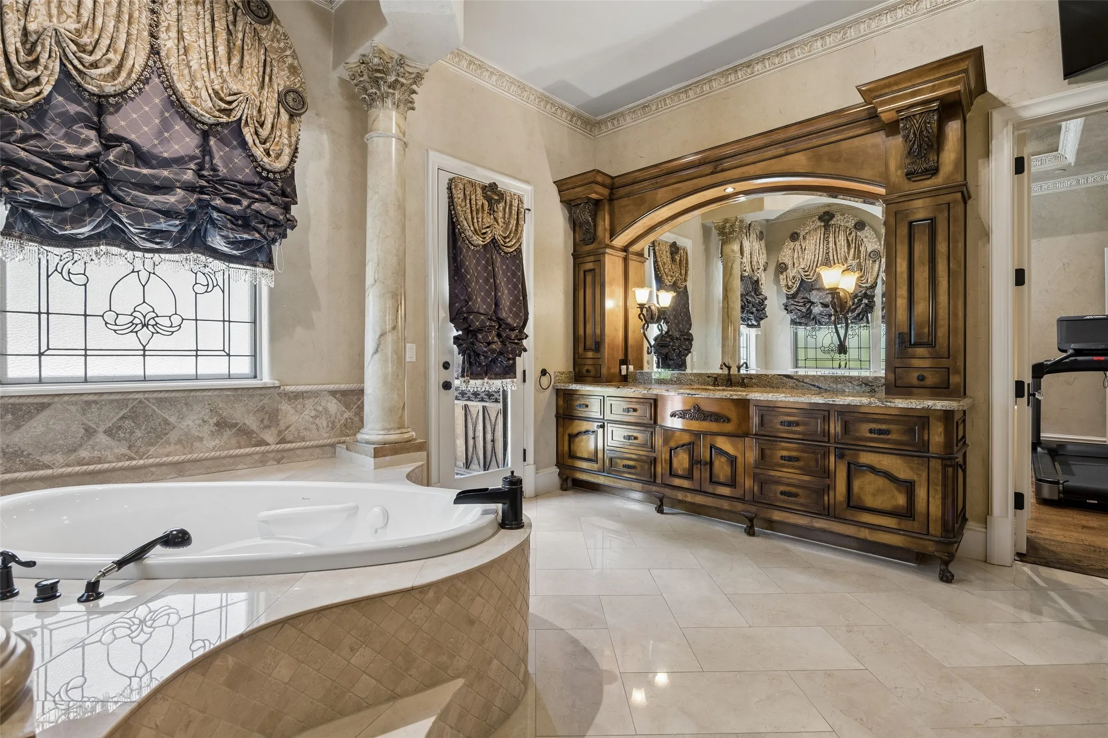 Single Family Residence For Sale in Tarrant County , 5105 Rose Street, Colleyville, Texas 76034, 4 Bedroom, 5 Bathroom, 4 Garage spaces, 6,055 Sqft, built in 2006, mls#21373894, Real Estate Agent in Colleyville, Homes For Sale in Tarrant county, Homes For Sale in Colleyville, Realtor in Colleyville Texas, Real Estate Brokerage Independent Realty Texas, Luminita Cordes Realtor
