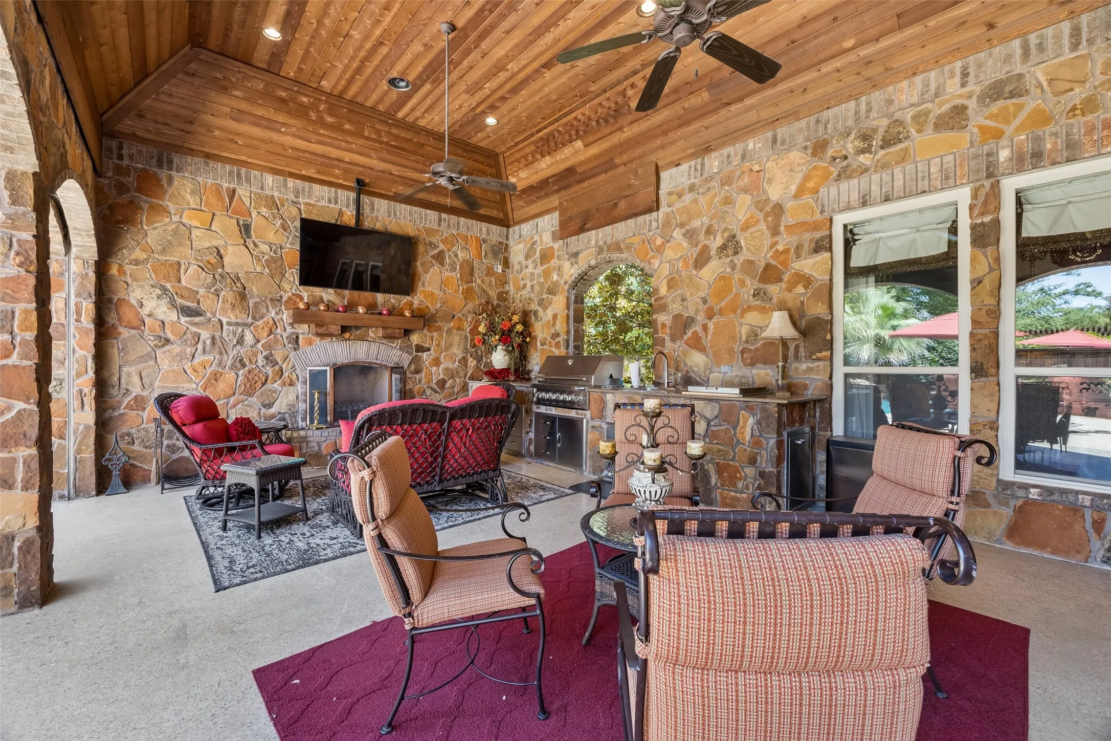 Single Family Residence For Sale in Tarrant County , 5105 Rose Street, Colleyville, Texas 76034, 4 Bedroom, 5 Bathroom, 4 Garage spaces, 6,055 Sqft, built in 2006, mls#21373894, Real Estate Agent in Colleyville, Homes For Sale in Tarrant county, Homes For Sale in Colleyville, Realtor in Colleyville Texas, Real Estate Brokerage Independent Realty Texas, Luminita Cordes Realtor