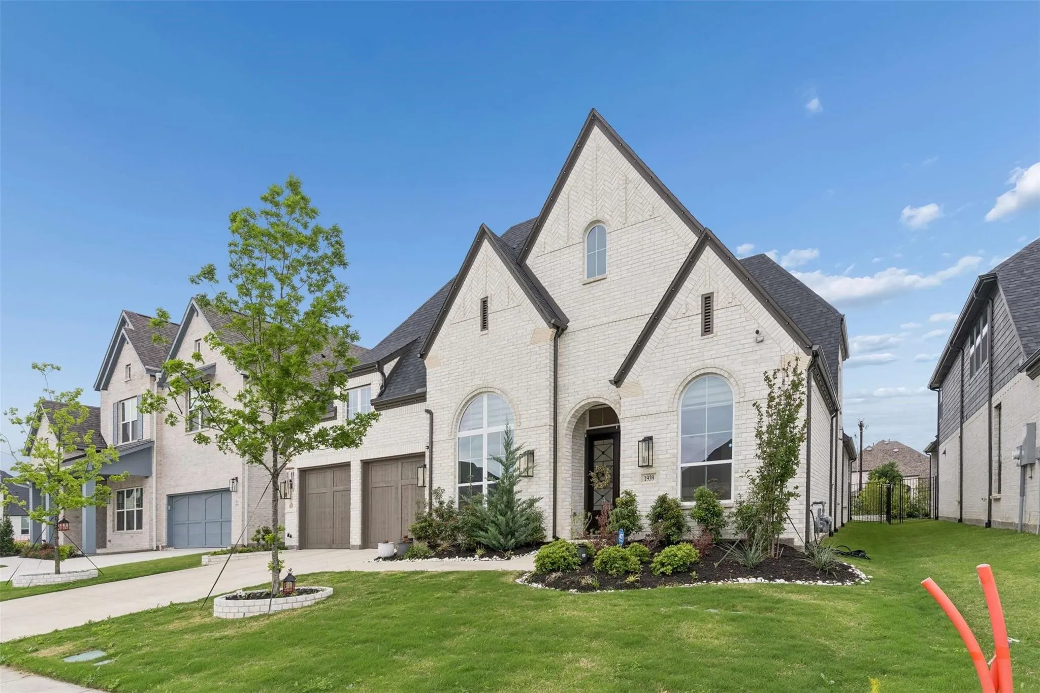 Single Family Residence For Rent in Rockwall County , 1939 Apple Tree Drive, Rockwall, Texas 75087, 4 Bedroom, 5 Bathroom, 3 Garage spaces, 3,033 Sqft, built in 2024, mls#21374193, Real Estate Agent in Rockwall, Homes For Rent in Rockwall county, Homes For Rent in Rockwall, Realtor in Rockwall Texas, Real Estate Brokerage Independent Realty Texas, Luminita Cordes Realtor