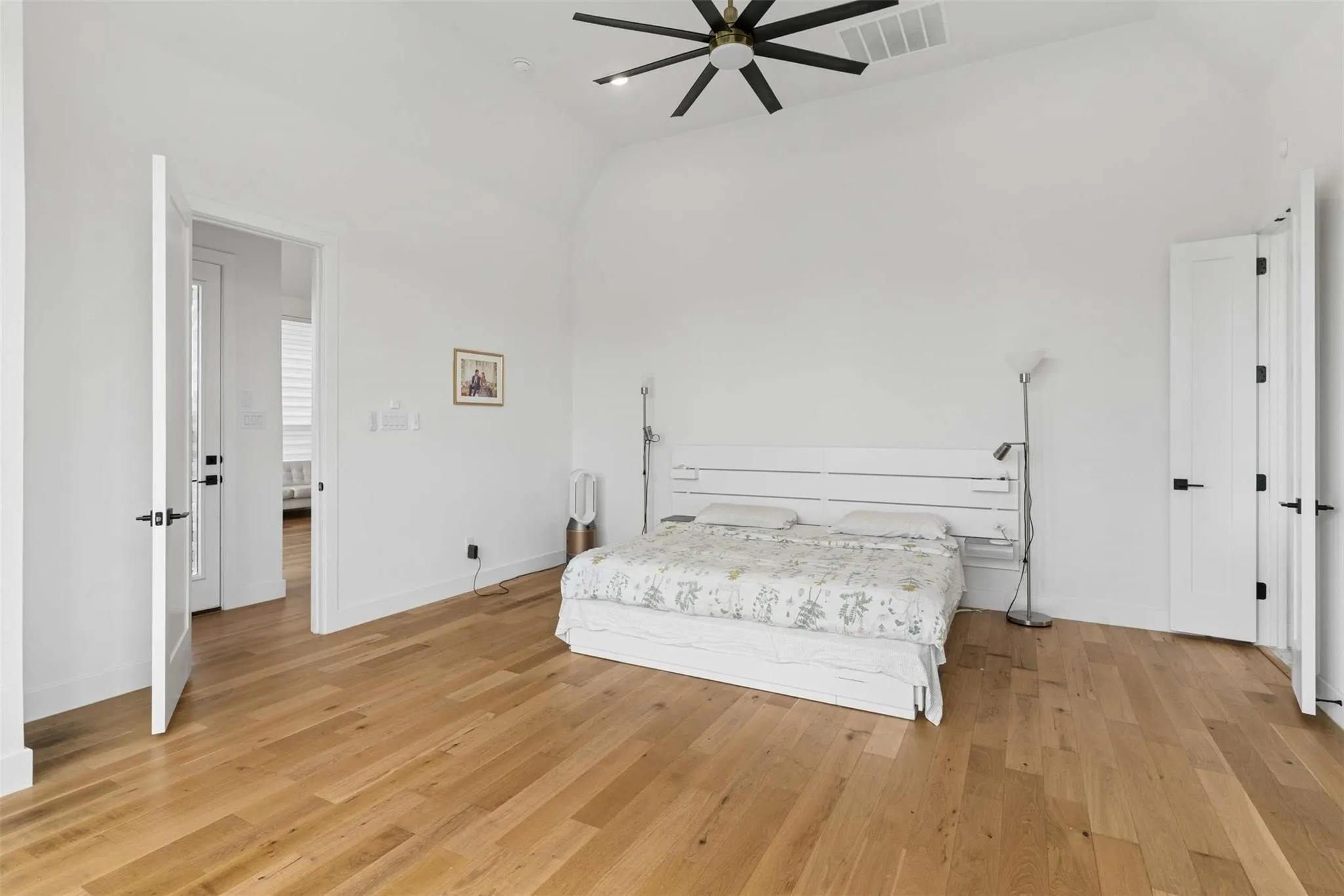 Single Family Residence For Rent in Rockwall County , 1939 Apple Tree Drive, Rockwall, Texas 75087, 4 Bedroom, 5 Bathroom, 3 Garage spaces, 3,033 Sqft, built in 2024, mls#21374193, Real Estate Agent in Rockwall, Homes For Rent in Rockwall county, Homes For Rent in Rockwall, Realtor in Rockwall Texas, Real Estate Brokerage Independent Realty Texas, Luminita Cordes Realtor