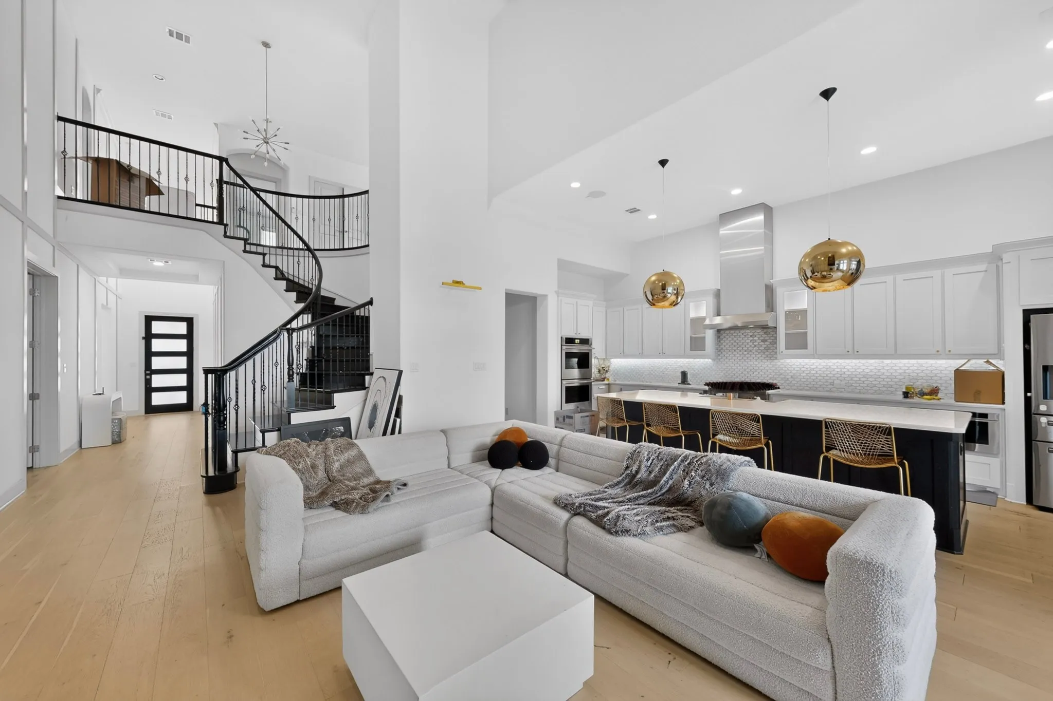 Single Family Residence For Rent in Collin County , 855 Emporio drive, Allen, Texas 75013, 4 Bedroom, 5 Bathroom, 2 Garage spaces, 3,527 Sqft, built in 2021, mls#21370099, Real Estate Agent in Allen, Homes For Rent in Collin county, Homes For Rent in Allen, Realtor in Allen Texas, Real Estate Brokerage Independent Realty Texas, Luminita Cordes Realtor