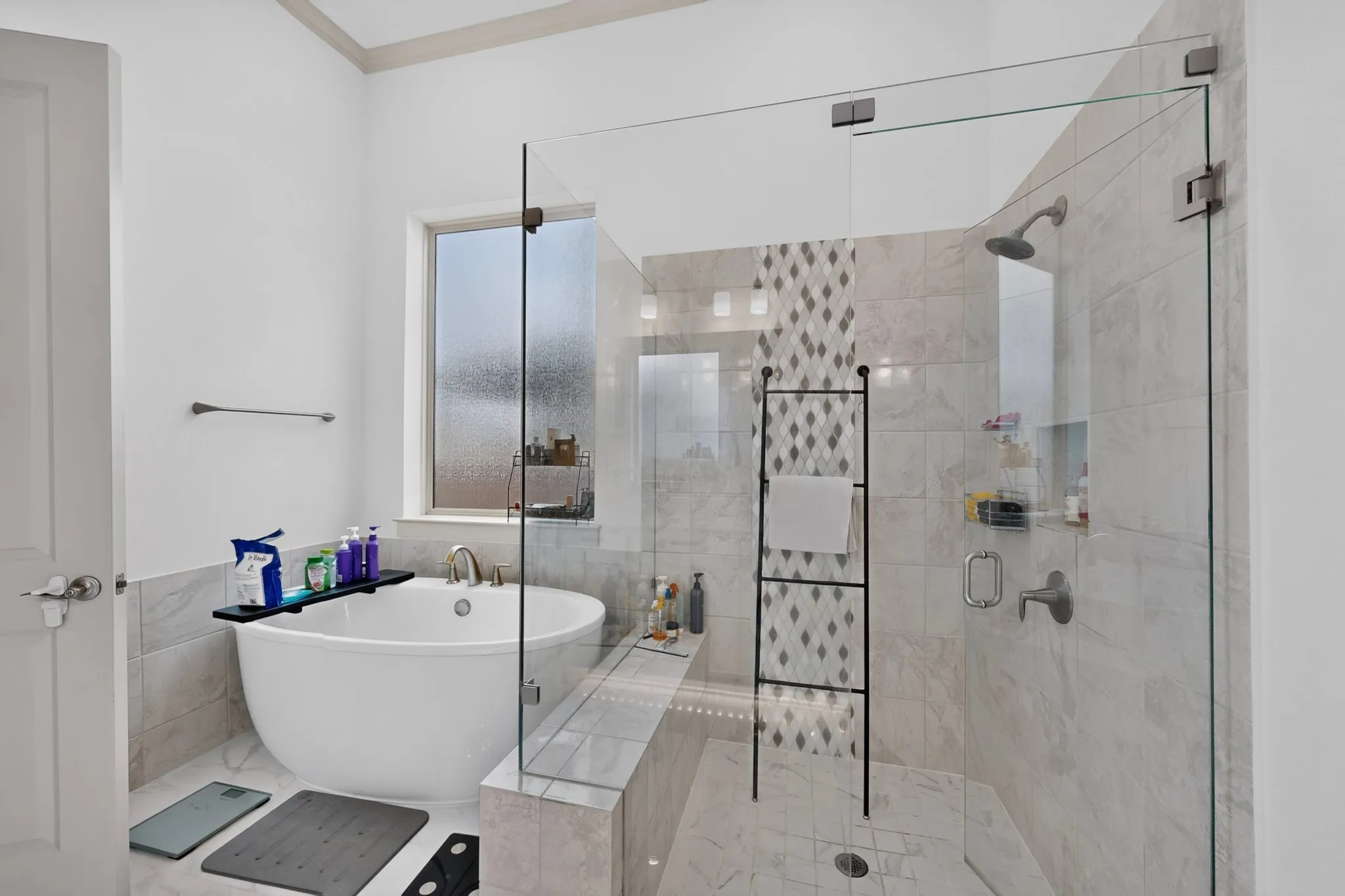 Single Family Residence For Rent in Collin County , 855 Emporio drive, Allen, Texas 75013, 4 Bedroom, 5 Bathroom, 2 Garage spaces, 3,527 Sqft, built in 2021, mls#21370099, Real Estate Agent in Allen, Homes For Rent in Collin county, Homes For Rent in Allen, Realtor in Allen Texas, Real Estate Brokerage Independent Realty Texas, Luminita Cordes Realtor