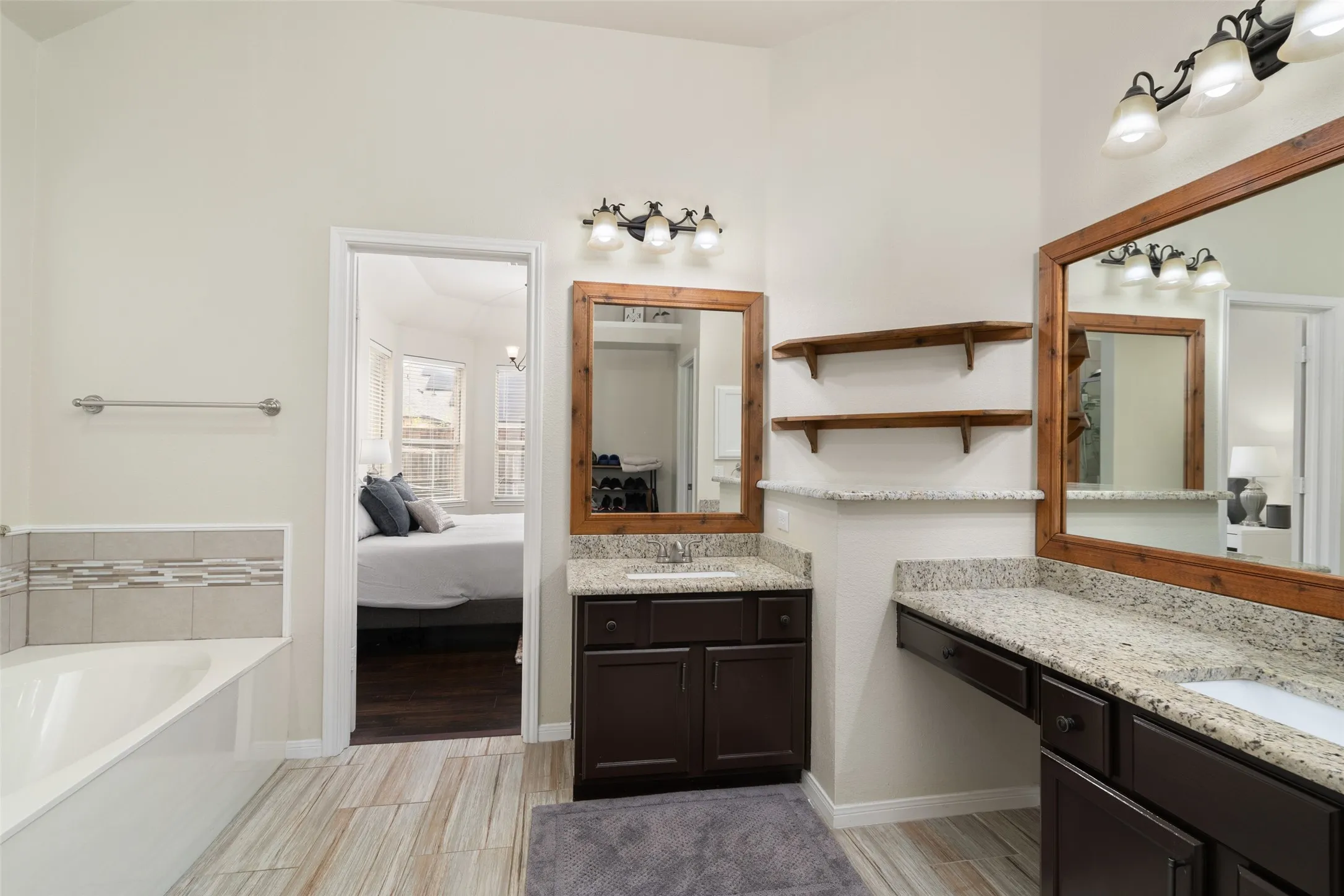 Single Family Residence For Rent in Dallas County , 7501 Caribbean Drive, Rowlett, Texas 75088, 3 Bedroom, 2 Bathroom, 2 Garage spaces, 2,123 Sqft, built in 1992, mls#21374171, Real Estate Agent in Rowlett, Homes For Rent in Dallas county, Homes For Rent in Rowlett, Realtor in Rowlett Texas, Real Estate Brokerage Independent Realty Texas, Luminita Cordes Realtor