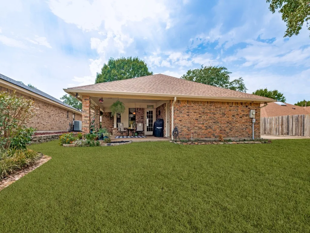 Lots of backyard space for pets, playtime or throwing a ball.