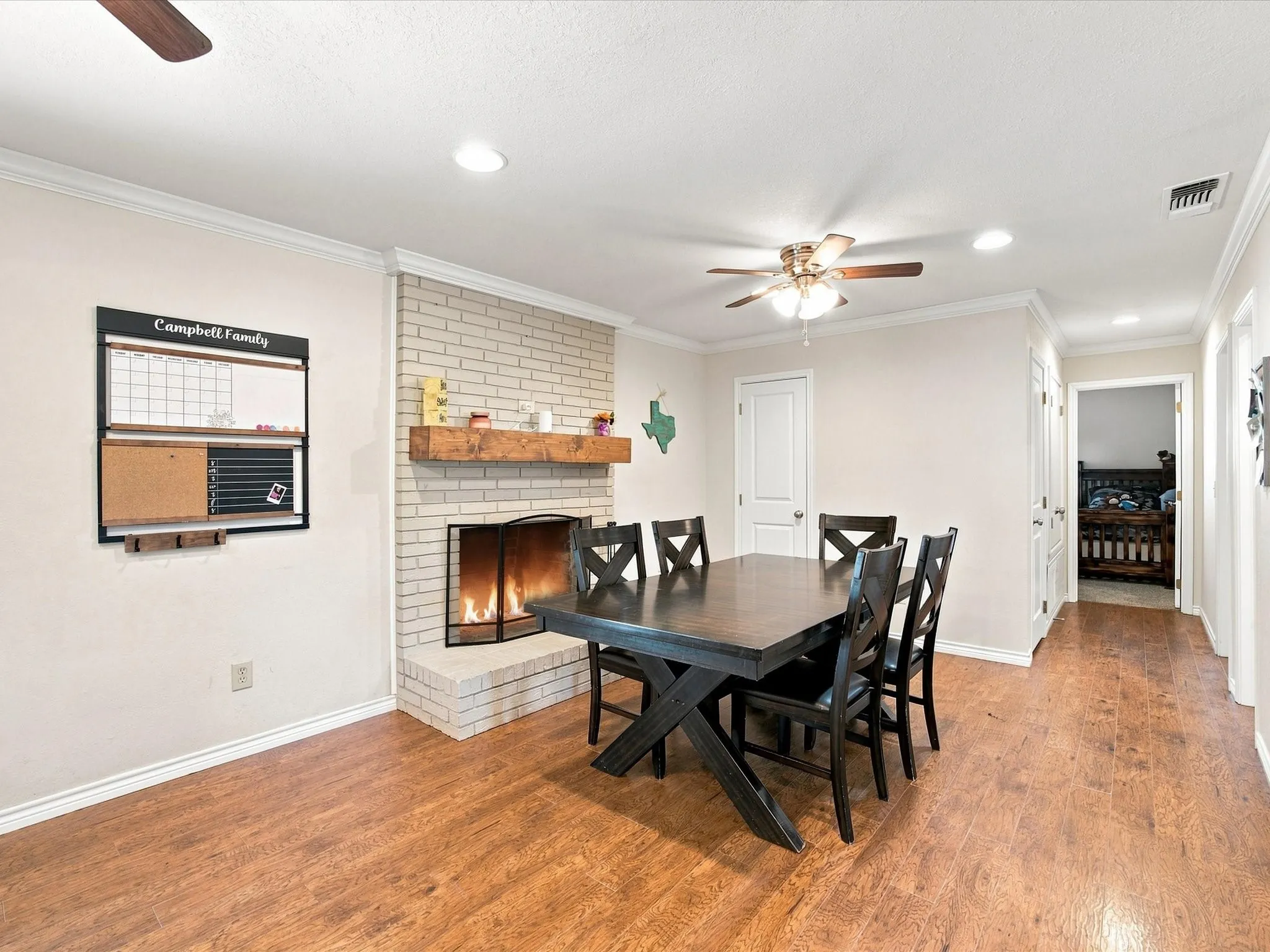 Single Family Residence For Sale in Young County , 584 HWY 16 N, Graham, Texas 76450, 3 Bedroom, 2 Bathroom, Garage spaces, 1,856 Sqft, built in 1965, mls#21370748, Real Estate Agent in Graham, Homes For Sale in Young county, Homes For Sale in Graham, Realtor in Graham Texas, Real Estate Brokerage Independent Realty Texas, Luminita Cordes Realtor