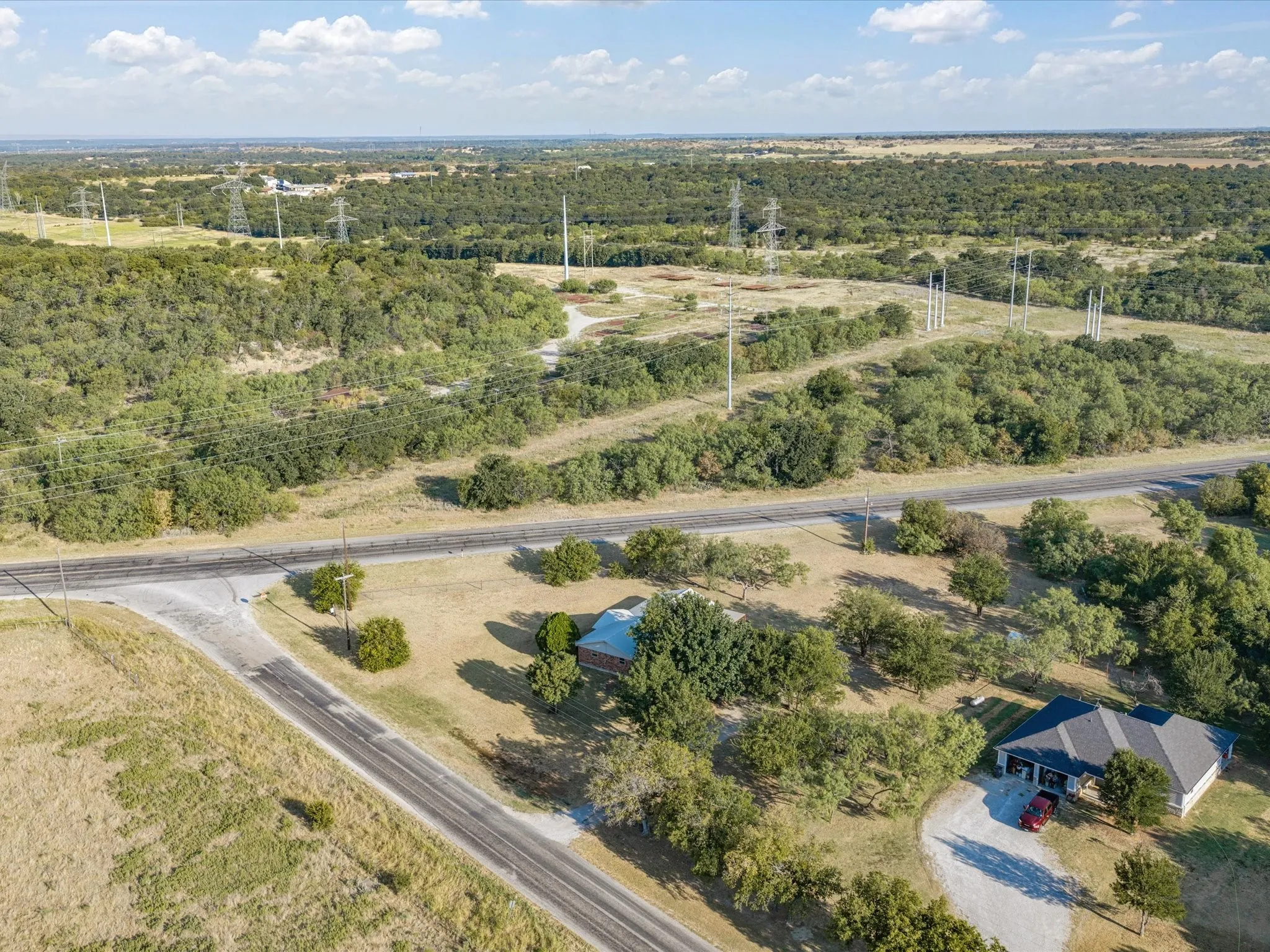 Single Family Residence For Sale in Young County , 584 HWY 16 N, Graham, Texas 76450, 3 Bedroom, 2 Bathroom, Garage spaces, 1,856 Sqft, built in 1965, mls#21370748, Real Estate Agent in Graham, Homes For Sale in Young county, Homes For Sale in Graham, Realtor in Graham Texas, Real Estate Brokerage Independent Realty Texas, Luminita Cordes Realtor