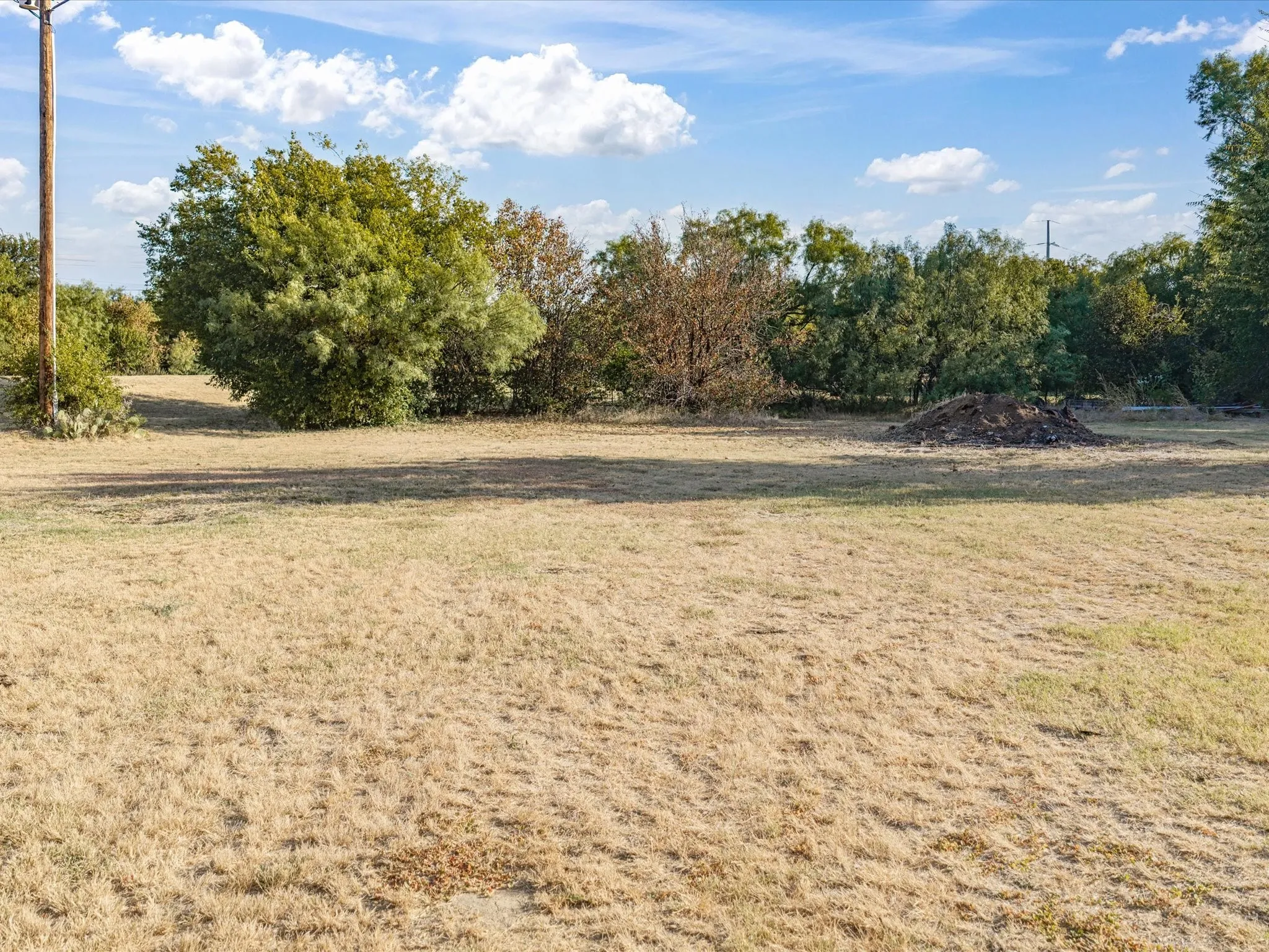 Single Family Residence For Sale in Young County , 584 HWY 16 N, Graham, Texas 76450, 3 Bedroom, 2 Bathroom, Garage spaces, 1,856 Sqft, built in 1965, mls#21370748, Real Estate Agent in Graham, Homes For Sale in Young county, Homes For Sale in Graham, Realtor in Graham Texas, Real Estate Brokerage Independent Realty Texas, Luminita Cordes Realtor