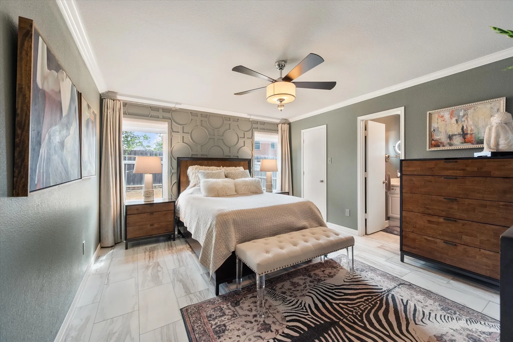 Single Family Residence For Sale in Tarrant County , 2708 Jennie Wells Drive, Mansfield, Texas 76063, 3 Bedroom, 2 Bathroom, 2 Garage spaces, 1,357 Sqft, built in 1999, mls#21373732, Real Estate Agent in Mansfield, Homes For Sale in Tarrant county, Homes For Sale in Mansfield, Realtor in Mansfield Texas, Real Estate Brokerage Independent Realty Texas, Luminita Cordes Realtor