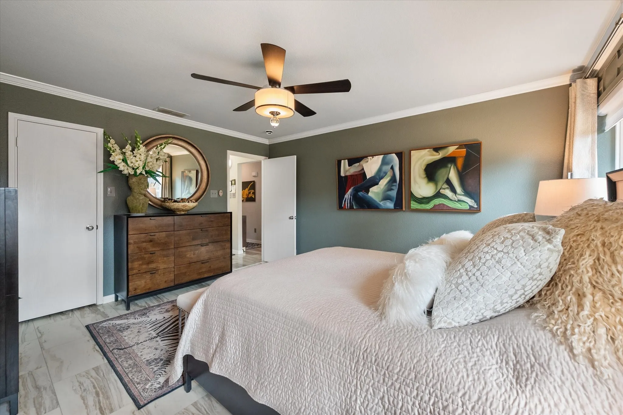 Single Family Residence For Sale in Tarrant County , 2708 Jennie Wells Drive, Mansfield, Texas 76063, 3 Bedroom, 2 Bathroom, 2 Garage spaces, 1,357 Sqft, built in 1999, mls#21373732, Real Estate Agent in Mansfield, Homes For Sale in Tarrant county, Homes For Sale in Mansfield, Realtor in Mansfield Texas, Real Estate Brokerage Independent Realty Texas, Luminita Cordes Realtor