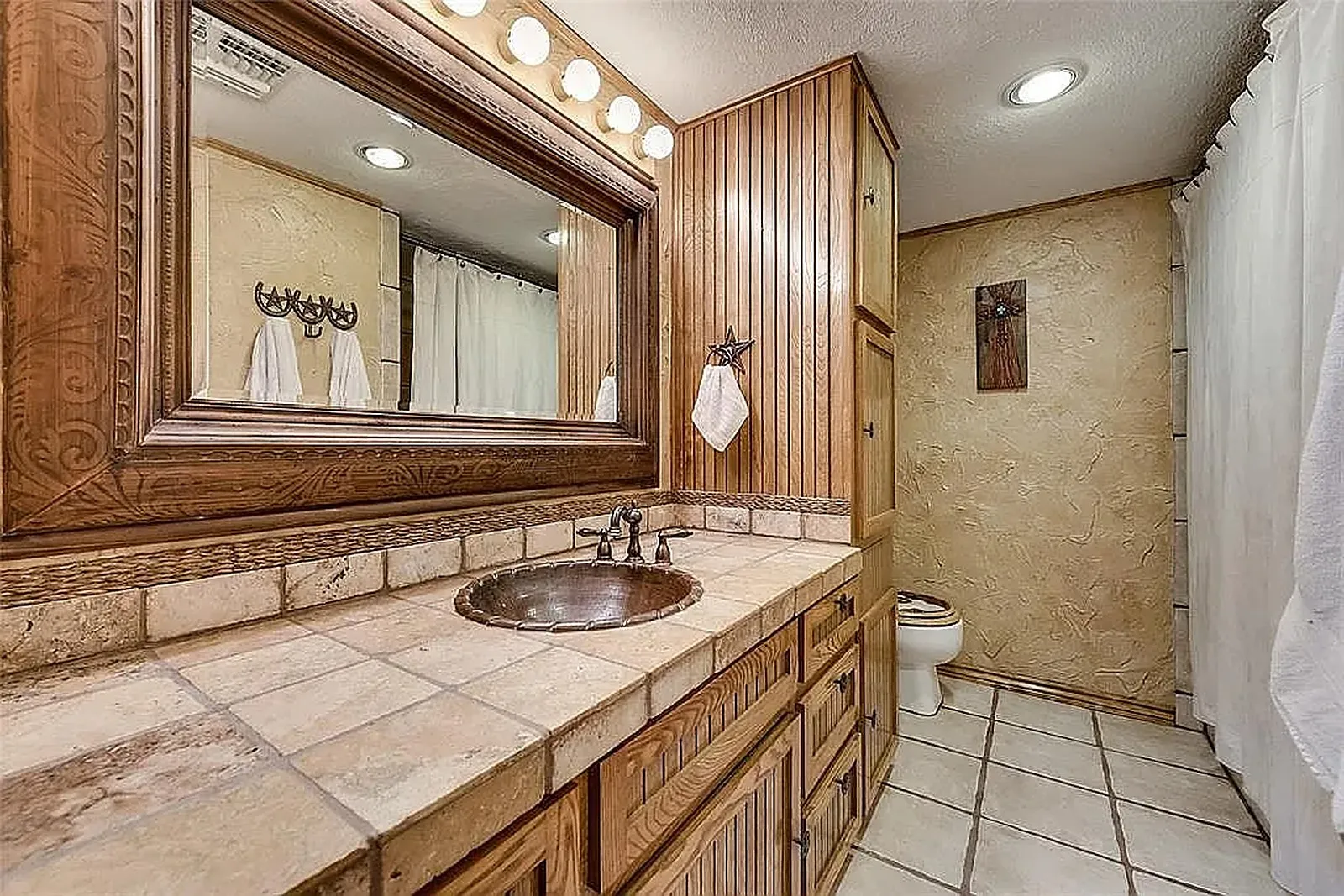 Single Family Residence For Sale in Freestone County , 740 W FM 27, Streetman, Texas 75859, 3 Bedroom, 3 Bathroom, Garage spaces, 3,102 Sqft, built in 1980, mls#21374181, Real Estate Agent in Streetman, Homes For Sale in Freestone county, Homes For Sale in Streetman, Realtor in Streetman Texas, Real Estate Brokerage Independent Realty Texas, Luminita Cordes Realtor
