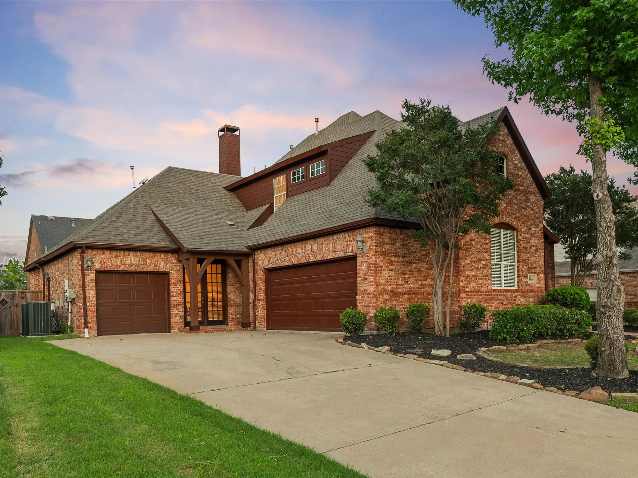 Single Family Residence For Sale in Denton County , 4332 Milsop Drive, Carrollton, Texas 75010, 4 Bedroom, 5 Bathroom, 3 Garage spaces, 3,999 Sqft, built in 2001, mls#21374178, Real Estate Agent in Carrollton, Homes For Sale in Denton county, Homes For Sale in Carrollton, Realtor in Carrollton Texas, Real Estate Brokerage Independent Realty Texas, Luminita Cordes Realtor