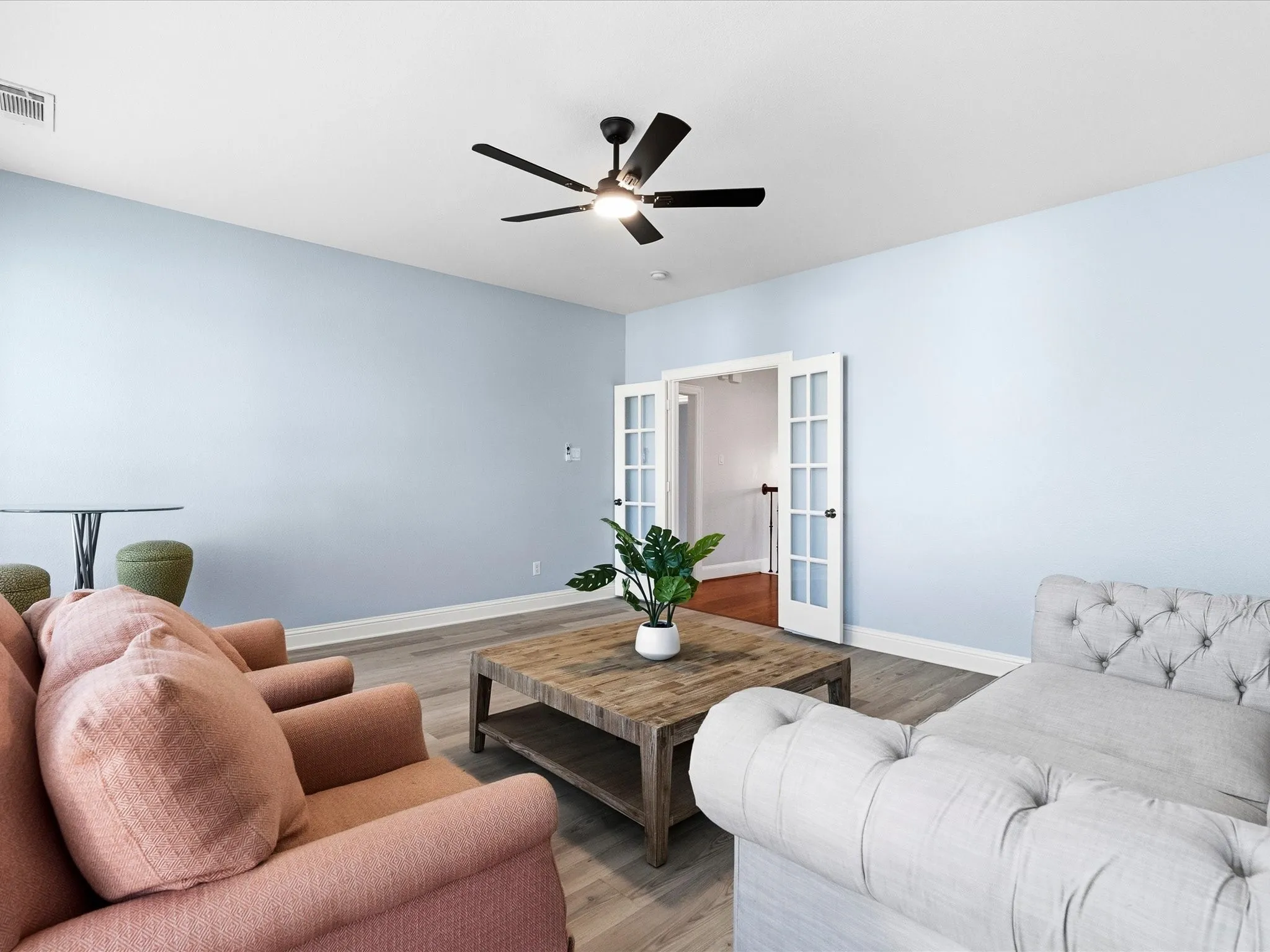 Single Family Residence For Sale in Denton County , 4332 Milsop Drive, Carrollton, Texas 75010, 4 Bedroom, 5 Bathroom, 3 Garage spaces, 3,999 Sqft, built in 2001, mls#21374178, Real Estate Agent in Carrollton, Homes For Sale in Denton county, Homes For Sale in Carrollton, Realtor in Carrollton Texas, Real Estate Brokerage Independent Realty Texas, Luminita Cordes Realtor