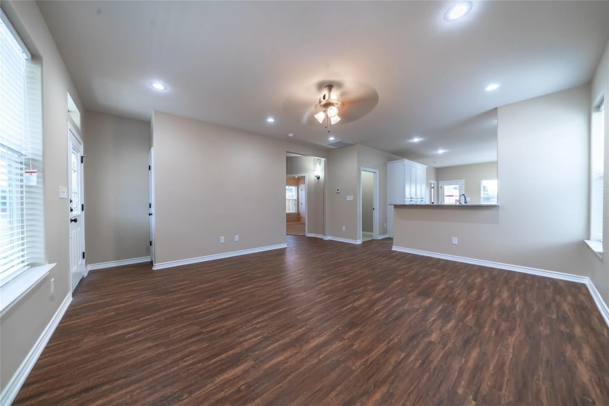 Single Family Residence For Rent in Grayson County , 1030 W Gandy, Denison, Texas 75020, 3 Bedroom, 2 Bathroom, Garage spaces, 1,277 Sqft, built in 2018, mls#21374255, Real Estate Agent in Denison, Homes For Rent in Grayson county, Homes For Rent in Denison, Realtor in Denison Texas, Real Estate Brokerage Independent Realty Texas, Luminita Cordes Realtor