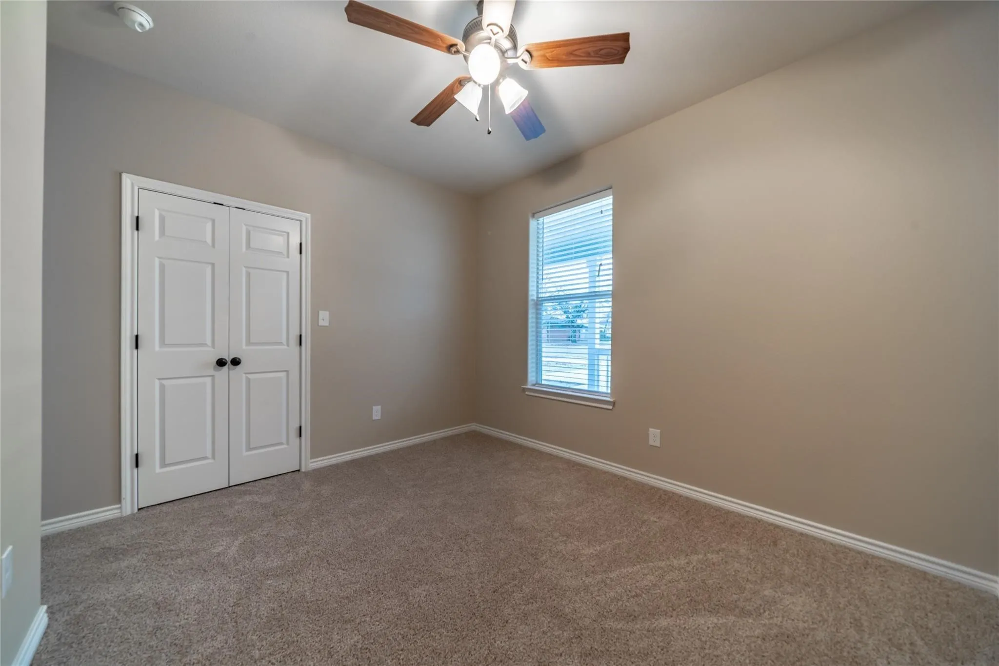 Single Family Residence For Rent in Grayson County , 1030 W Gandy, Denison, Texas 75020, 3 Bedroom, 2 Bathroom, Garage spaces, 1,277 Sqft, built in 2018, mls#21374255, Real Estate Agent in Denison, Homes For Rent in Grayson county, Homes For Rent in Denison, Realtor in Denison Texas, Real Estate Brokerage Independent Realty Texas, Luminita Cordes Realtor
