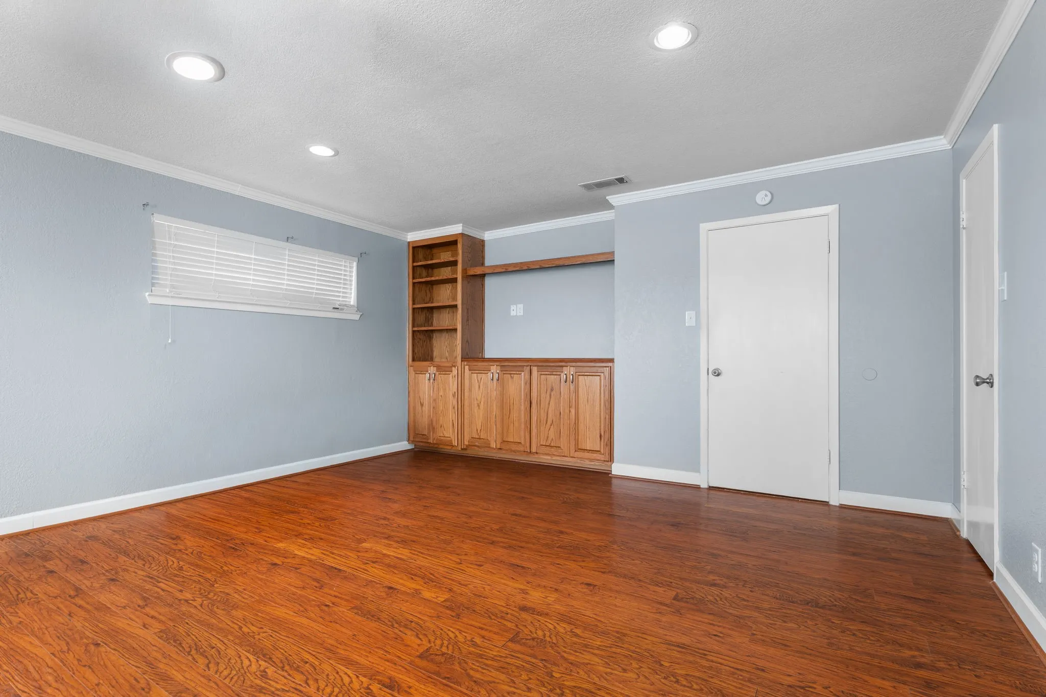 Single Family Residence For Sale in Mc Lennan County , 605 Angel Fire Drive, Hewitt, Texas 76643, 3 Bedroom, 2 Bathroom, 2 Garage spaces, 1,741 Sqft, built in 1983, mls#21373840, Real Estate Agent in Hewitt, Homes For Sale in Mc Lennan county, Homes For Sale in Hewitt, Realtor in Hewitt Texas, Real Estate Brokerage Independent Realty Texas, Luminita Cordes Realtor
