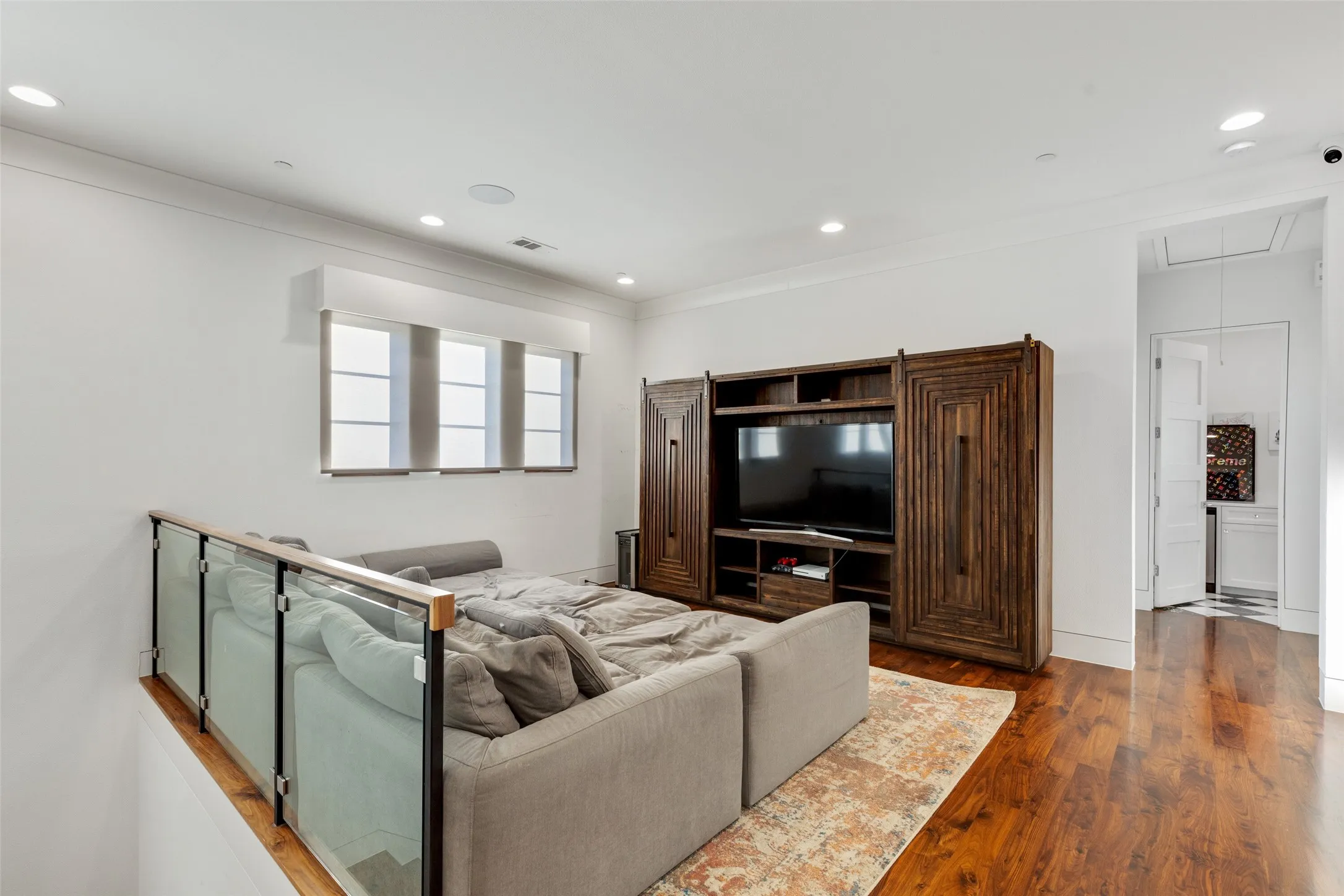 Single Family Residence For Sale in Denton County , 2127 Courtland Drive, Frisco, Texas 75034, 5 Bedroom, 7 Bathroom, 4 Garage spaces, 5,674 Sqft, built in 2016, mls#21369954, Real Estate Agent in Frisco, Homes For Sale in Denton county, Homes For Sale in Frisco, Realtor in Frisco Texas, Real Estate Brokerage Independent Realty Texas, Luminita Cordes Realtor