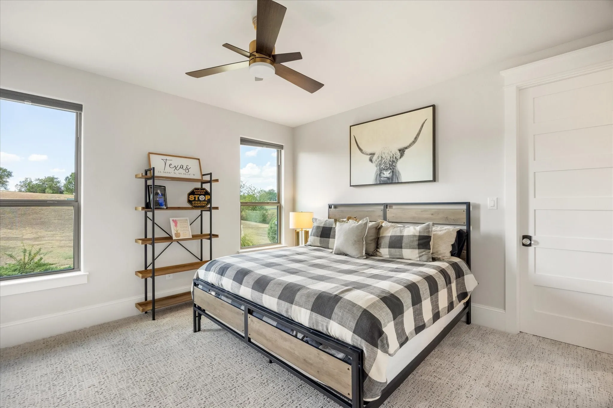 Single Family Residence For Sale in Parker County , 145 Tres Vistas Court, Cresson, Texas 76035, 4 Bedroom, 6 Bathroom, 3 Garage spaces, 3,890 Sqft, built in 2013, mls#21371913, Real Estate Agent in Cresson, Homes For Sale in Parker county, Homes For Sale in Cresson, Realtor in Cresson Texas, Real Estate Brokerage Independent Realty Texas, Luminita Cordes Realtor