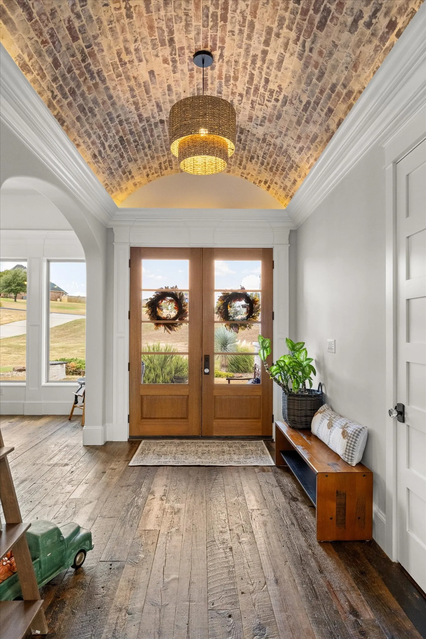 Single Family Residence For Sale in Parker County , 145 Tres Vistas Court, Cresson, Texas 76035, 4 Bedroom, 6 Bathroom, 3 Garage spaces, 3,890 Sqft, built in 2013, mls#21371913, Real Estate Agent in Cresson, Homes For Sale in Parker county, Homes For Sale in Cresson, Realtor in Cresson Texas, Real Estate Brokerage Independent Realty Texas, Luminita Cordes Realtor