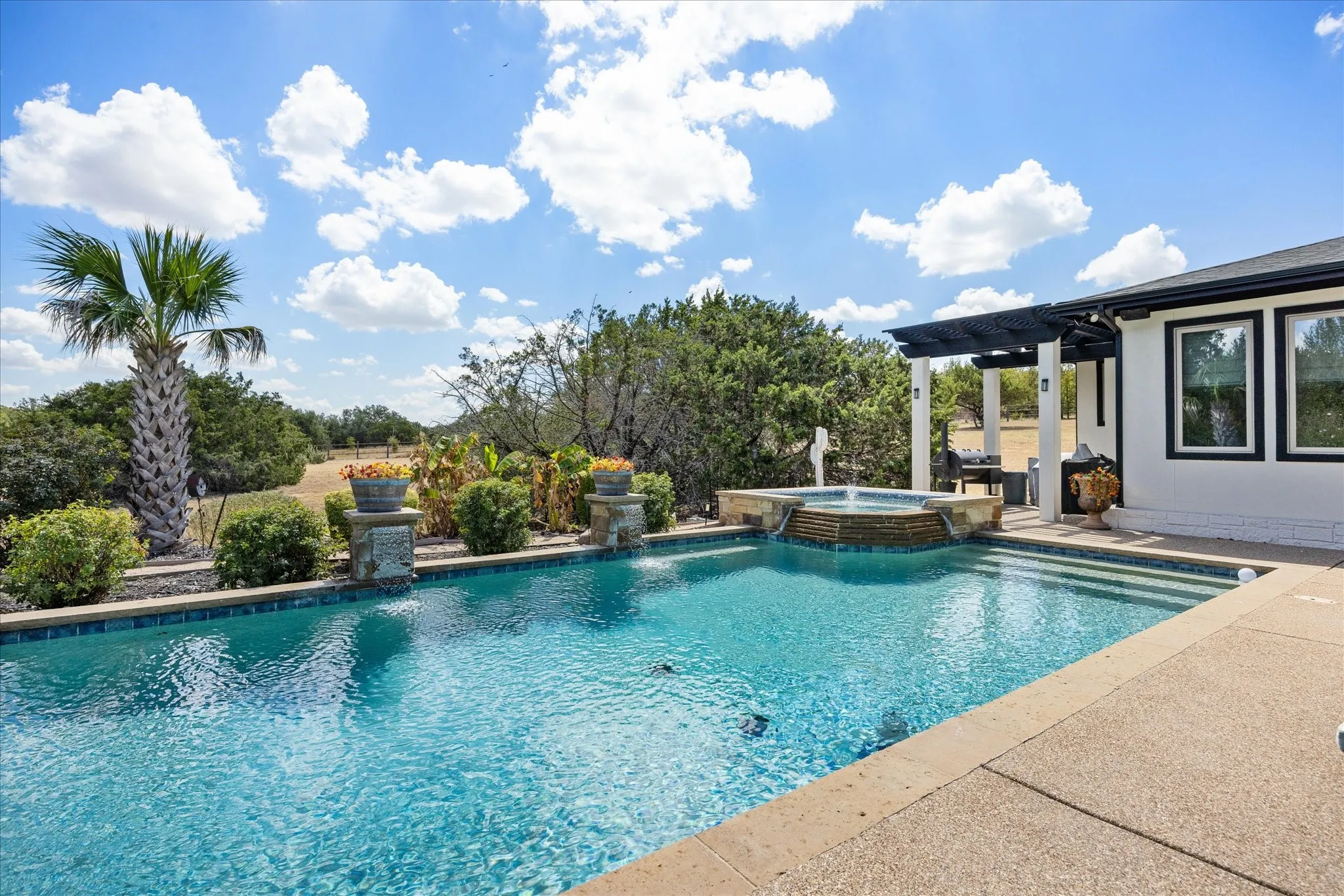 Single Family Residence For Sale in Parker County , 145 Tres Vistas Court, Cresson, Texas 76035, 4 Bedroom, 6 Bathroom, 3 Garage spaces, 3,890 Sqft, built in 2013, mls#21371913, Real Estate Agent in Cresson, Homes For Sale in Parker county, Homes For Sale in Cresson, Realtor in Cresson Texas, Real Estate Brokerage Independent Realty Texas, Luminita Cordes Realtor