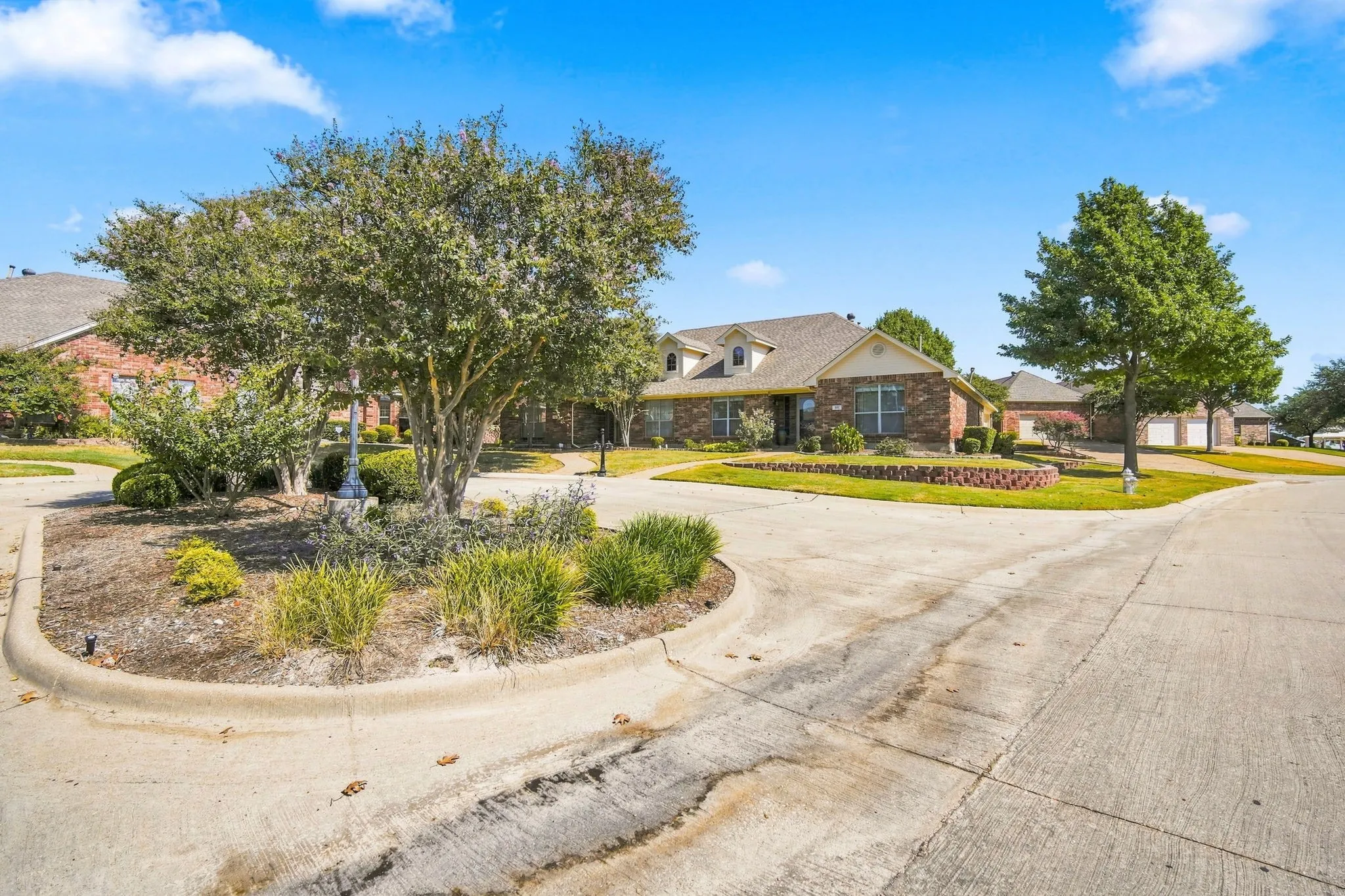 Single Family Residence For Sale in Dallas County , 925 Cresthill Drive 37B, Cedar Hill, Texas 75104, 2 Bedroom, 2 Bathroom, 2 Garage spaces, 1,239 Sqft, built in 2004, mls#21358719, Real Estate Agent in Cedar Hill, Homes For Sale in Dallas county, Homes For Sale in Cedar Hill, Realtor in Cedar Hill Texas, Real Estate Brokerage Independent Realty Texas, Luminita Cordes Realtor
