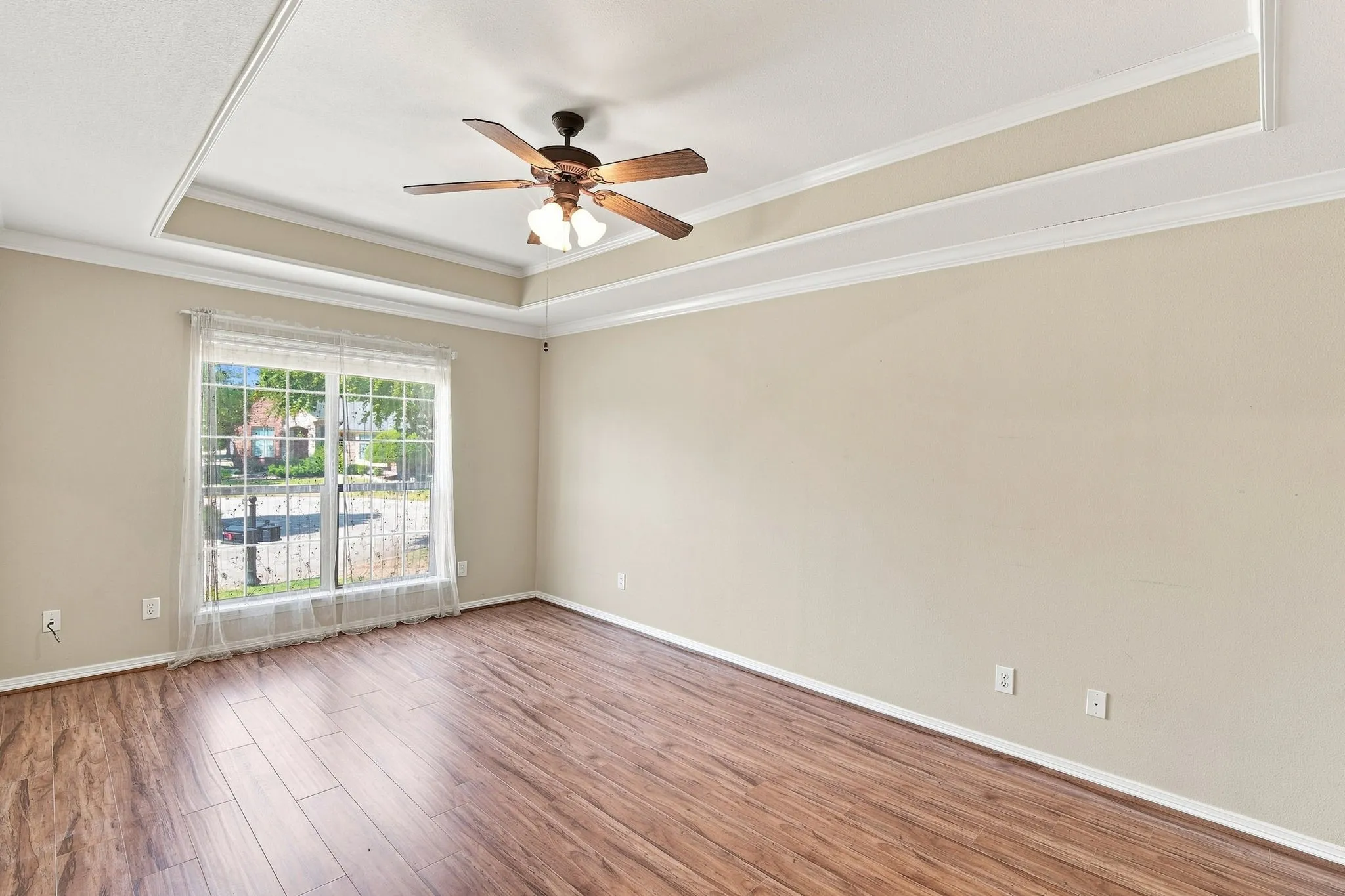 Single Family Residence For Sale in Dallas County , 925 Cresthill Drive 37B, Cedar Hill, Texas 75104, 2 Bedroom, 2 Bathroom, 2 Garage spaces, 1,239 Sqft, built in 2004, mls#21358719, Real Estate Agent in Cedar Hill, Homes For Sale in Dallas county, Homes For Sale in Cedar Hill, Realtor in Cedar Hill Texas, Real Estate Brokerage Independent Realty Texas, Luminita Cordes Realtor