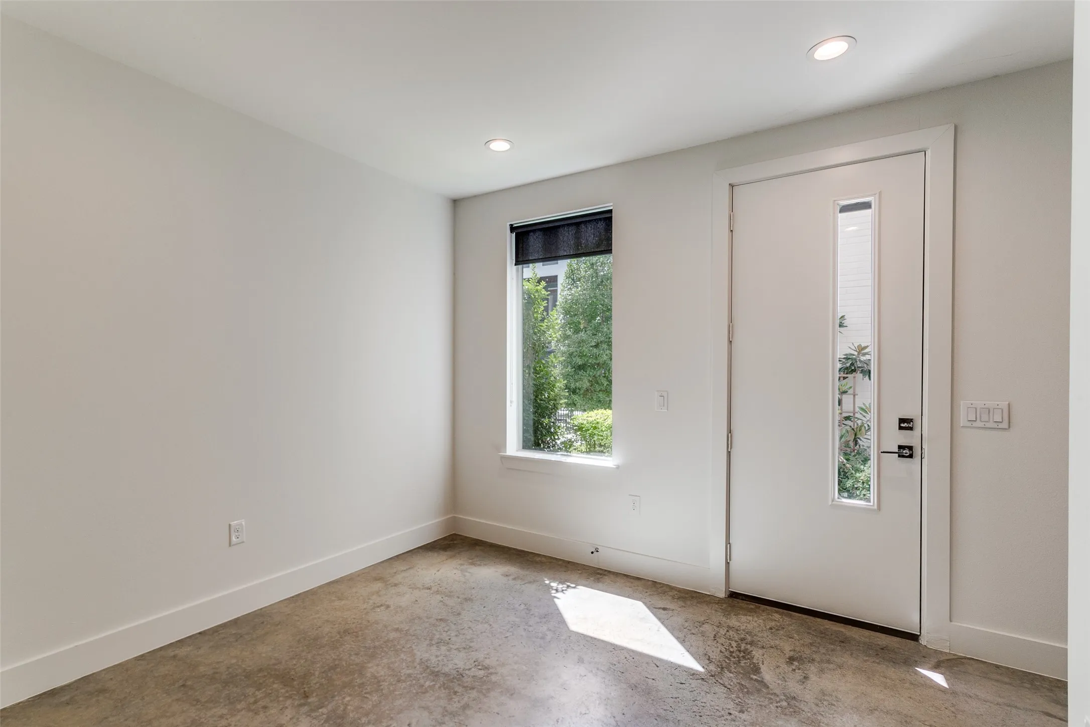 Townhouse For Rent in Dallas County , 4426 Cabell Drive 1105, Dallas, Texas 75204, 2 Bedroom, 3 Bathroom, 2 Garage spaces, 1,488 Sqft, built in 2019, mls#21374314, Real Estate Agent in Dallas, Homes For Rent in Dallas county, Homes For Rent in Dallas, Realtor in Dallas Texas, Real Estate Brokerage Independent Realty Texas, Luminita Cordes Realtor
