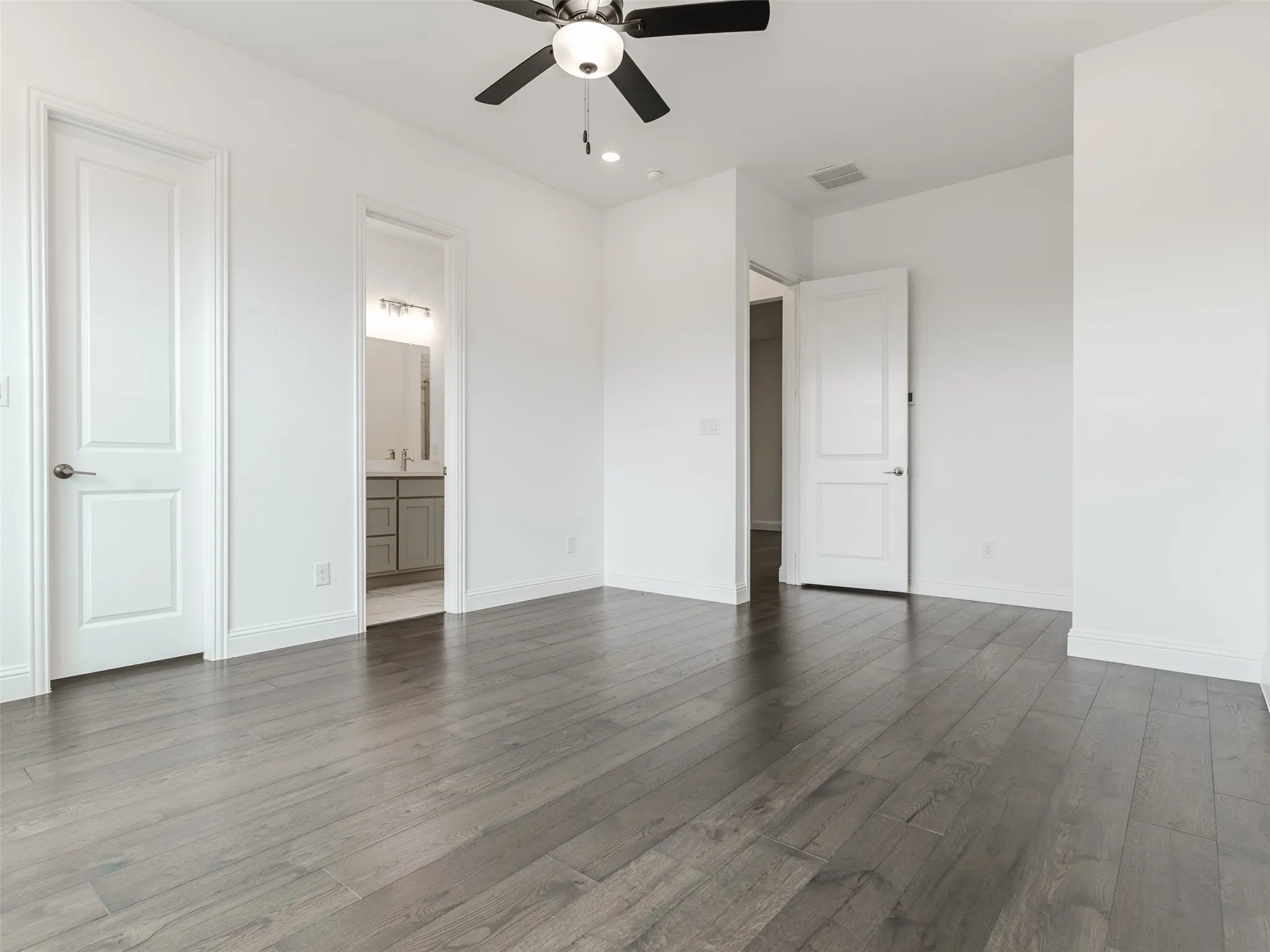 Single Family Residence For Rent in Denton County , 13918 Bohannon Drive, Frisco, Texas 75033, 4 Bedroom, 4 Bathroom, 2 Garage spaces, 2,550 Sqft, built in 2024, mls#21374284, Real Estate Agent in Frisco, Homes For Rent in Denton county, Homes For Rent in Frisco, Realtor in Frisco Texas, Real Estate Brokerage Independent Realty Texas, Luminita Cordes Realtor