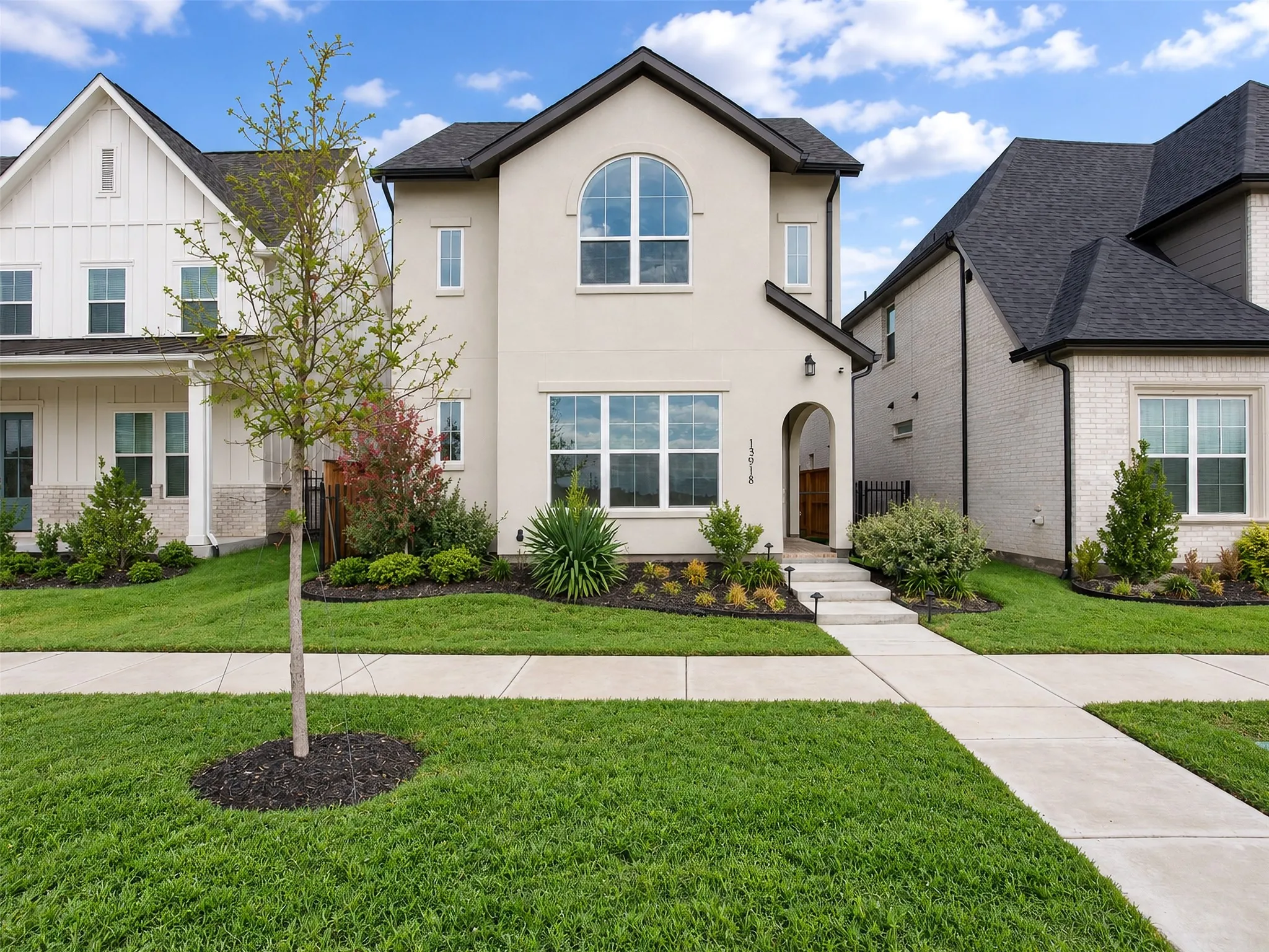 Single Family Residence For Rent in Denton County , 13918 Bohannon Drive, Frisco, Texas 75033, 4 Bedroom, 4 Bathroom, 2 Garage spaces, 2,550 Sqft, built in 2024, mls#21374284, Real Estate Agent in Frisco, Homes For Rent in Denton county, Homes For Rent in Frisco, Realtor in Frisco Texas, Real Estate Brokerage Independent Realty Texas, Luminita Cordes Realtor