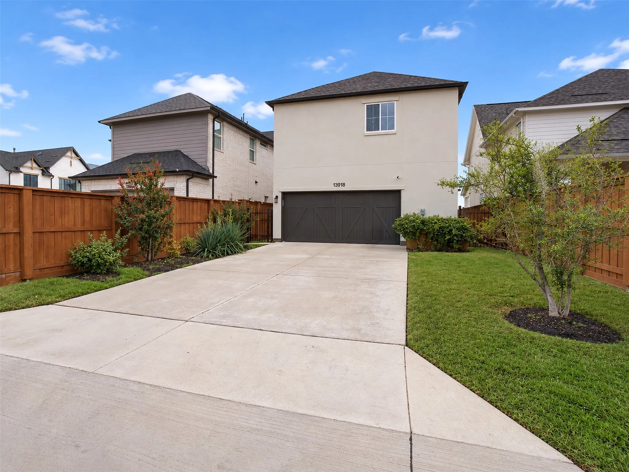 Single Family Residence For Rent in Denton County , 13918 Bohannon Drive, Frisco, Texas 75033, 4 Bedroom, 4 Bathroom, 2 Garage spaces, 2,550 Sqft, built in 2024, mls#21374284, Real Estate Agent in Frisco, Homes For Rent in Denton county, Homes For Rent in Frisco, Realtor in Frisco Texas, Real Estate Brokerage Independent Realty Texas, Luminita Cordes Realtor