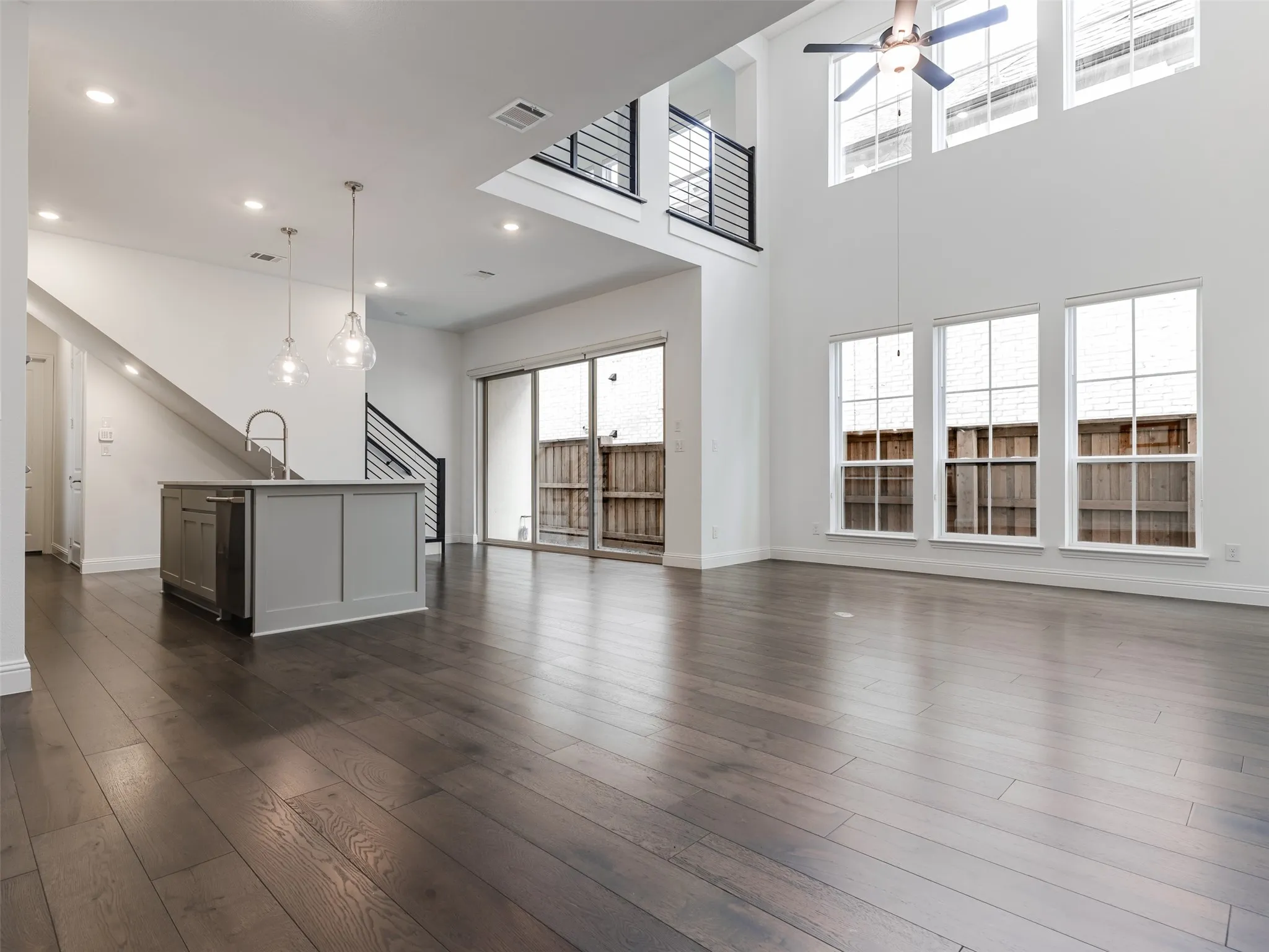Single Family Residence For Rent in Denton County , 13918 Bohannon Drive, Frisco, Texas 75033, 4 Bedroom, 4 Bathroom, 2 Garage spaces, 2,550 Sqft, built in 2024, mls#21374284, Real Estate Agent in Frisco, Homes For Rent in Denton county, Homes For Rent in Frisco, Realtor in Frisco Texas, Real Estate Brokerage Independent Realty Texas, Luminita Cordes Realtor