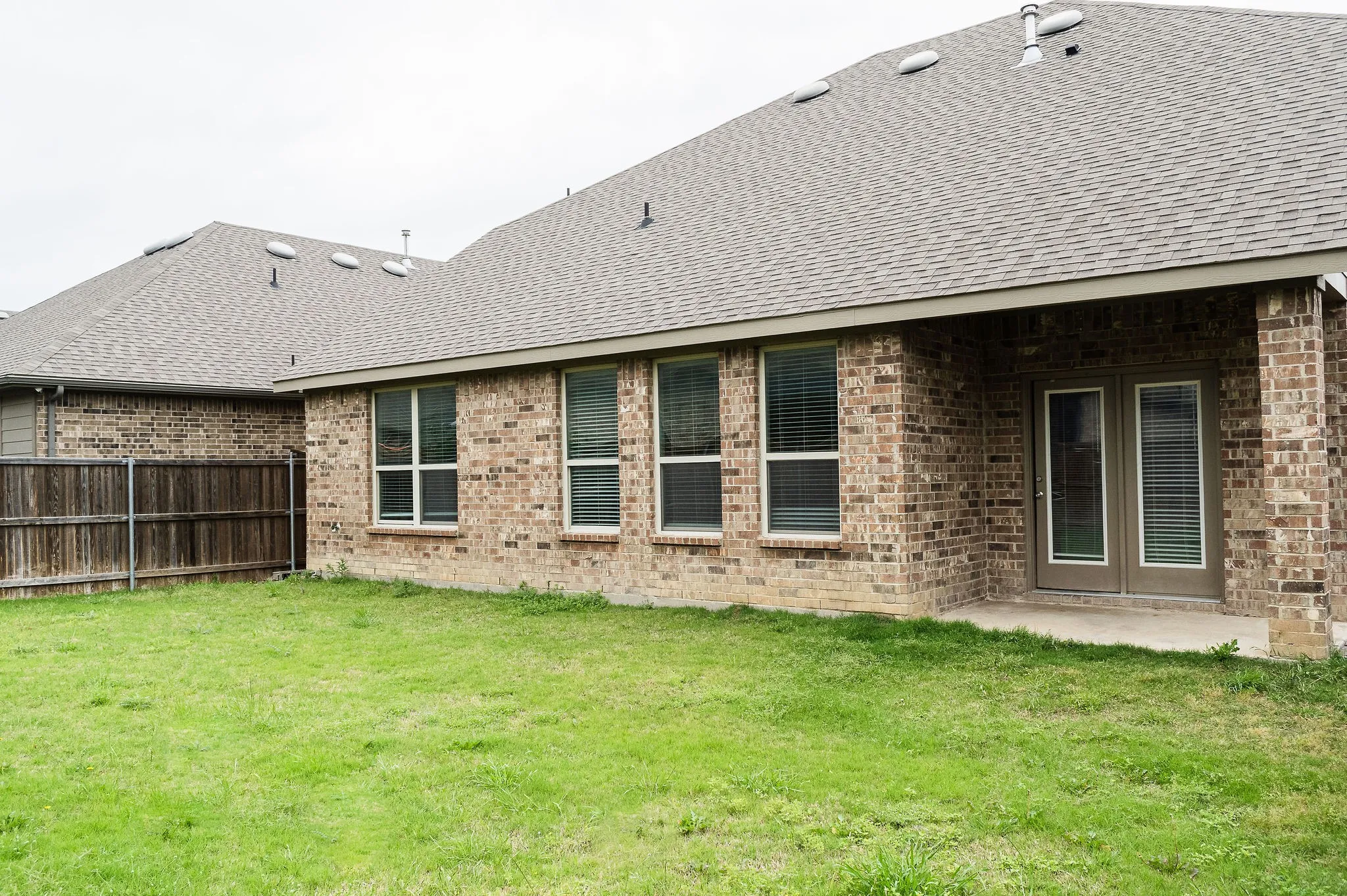Single Family Residence For Sale in Tarrant County , 6325 Longhorn Herd Lane, Fort Worth, Texas 76123, 4 Bedroom, 3 Bathroom, 2 Garage spaces, 2,853 Sqft, built in 2019, mls#21372342, Real Estate Agent in Fort Worth, Homes For Sale in Tarrant county, Homes For Sale in Fort Worth, Realtor in Fort Worth Texas, Real Estate Brokerage Independent Realty Texas, Luminita Cordes Realtor