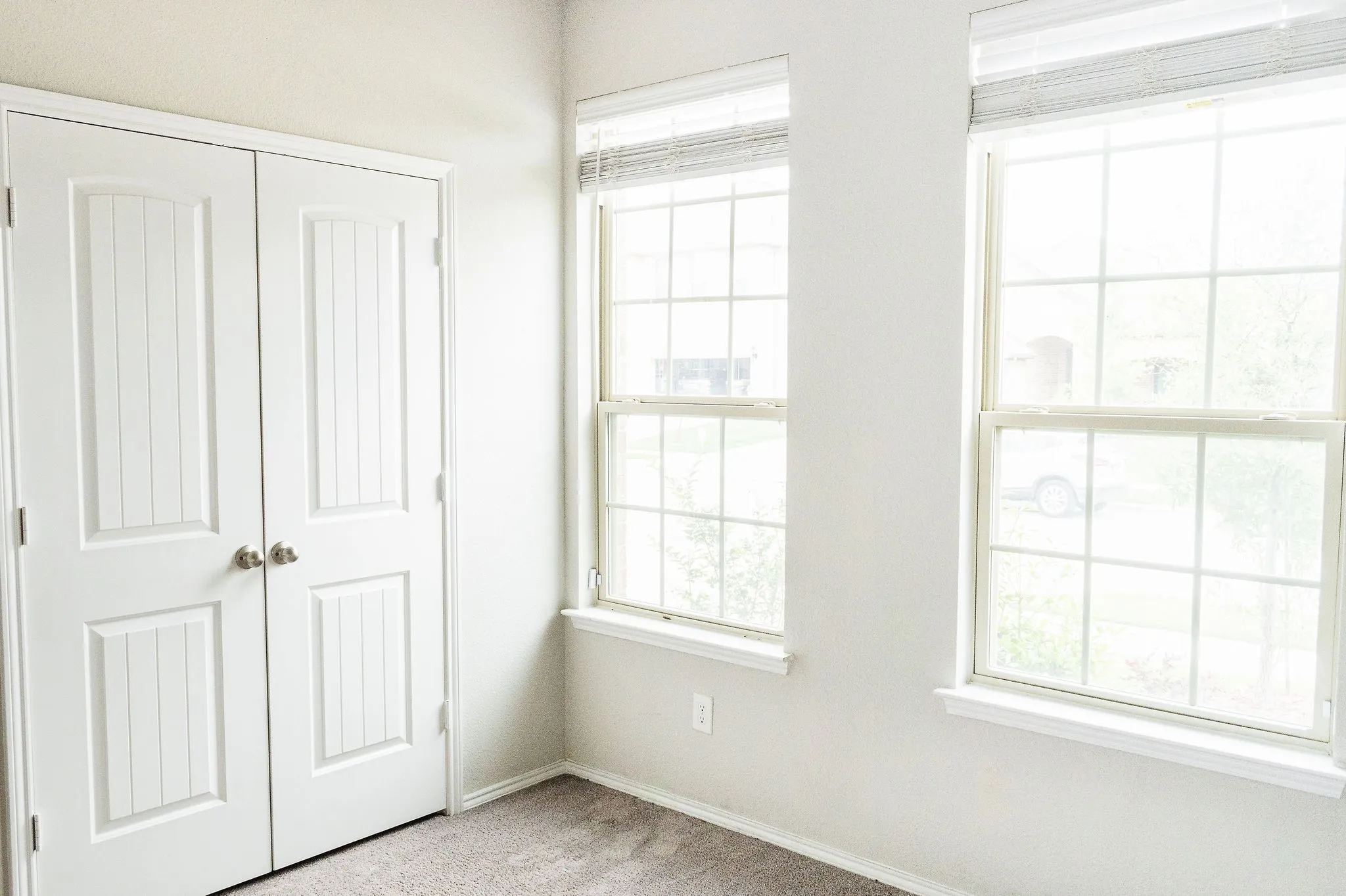 Single Family Residence For Sale in Tarrant County , 6325 Longhorn Herd Lane, Fort Worth, Texas 76123, 4 Bedroom, 3 Bathroom, 2 Garage spaces, 2,853 Sqft, built in 2019, mls#21372342, Real Estate Agent in Fort Worth, Homes For Sale in Tarrant county, Homes For Sale in Fort Worth, Realtor in Fort Worth Texas, Real Estate Brokerage Independent Realty Texas, Luminita Cordes Realtor