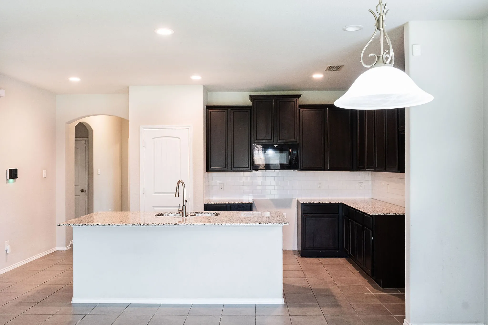 Single Family Residence For Sale in Tarrant County , 6325 Longhorn Herd Lane, Fort Worth, Texas 76123, 4 Bedroom, 3 Bathroom, 2 Garage spaces, 2,853 Sqft, built in 2019, mls#21372342, Real Estate Agent in Fort Worth, Homes For Sale in Tarrant county, Homes For Sale in Fort Worth, Realtor in Fort Worth Texas, Real Estate Brokerage Independent Realty Texas, Luminita Cordes Realtor