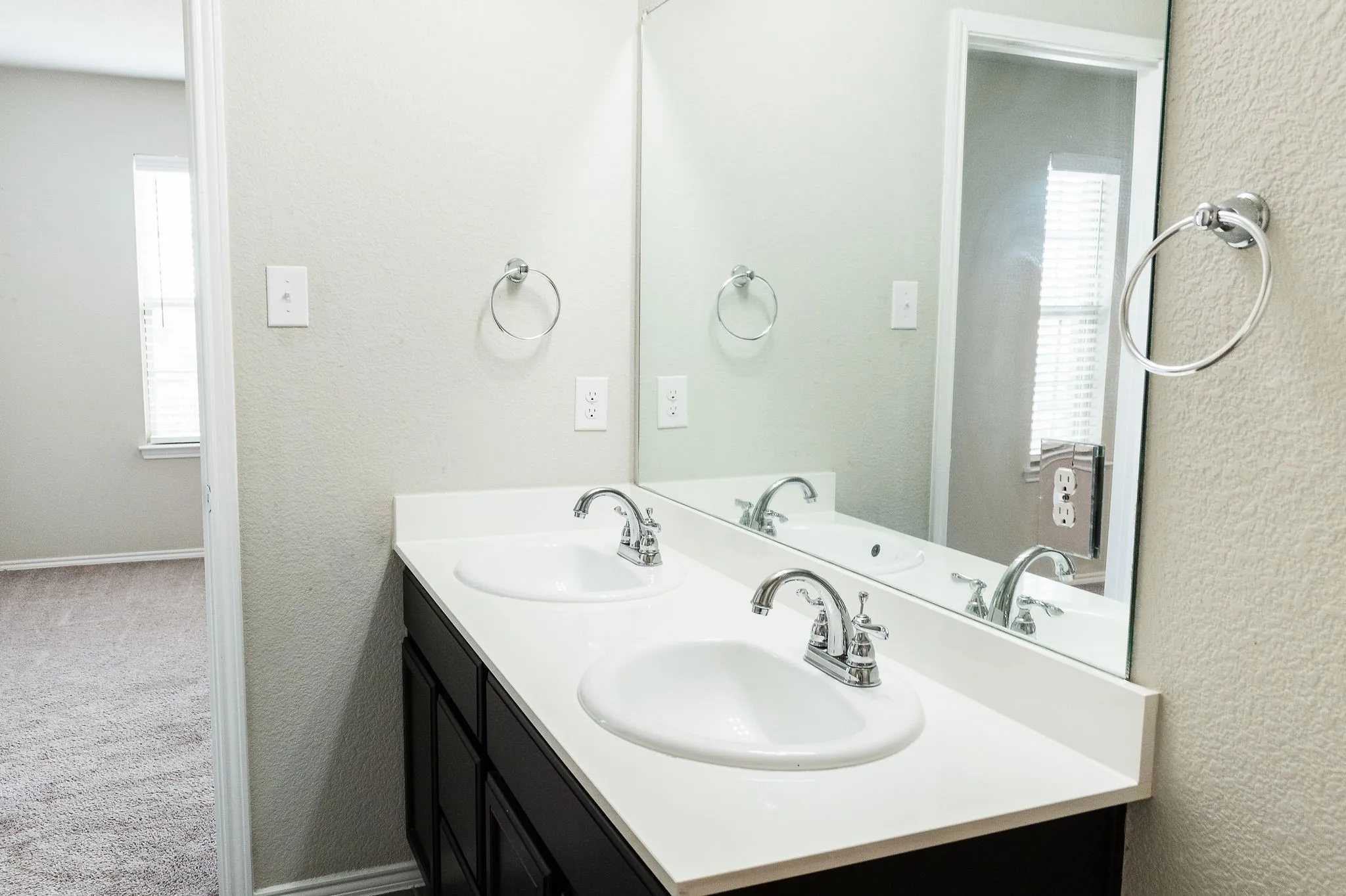 Single Family Residence For Sale in Tarrant County , 6325 Longhorn Herd Lane, Fort Worth, Texas 76123, 4 Bedroom, 3 Bathroom, 2 Garage spaces, 2,853 Sqft, built in 2019, mls#21372342, Real Estate Agent in Fort Worth, Homes For Sale in Tarrant county, Homes For Sale in Fort Worth, Realtor in Fort Worth Texas, Real Estate Brokerage Independent Realty Texas, Luminita Cordes Realtor