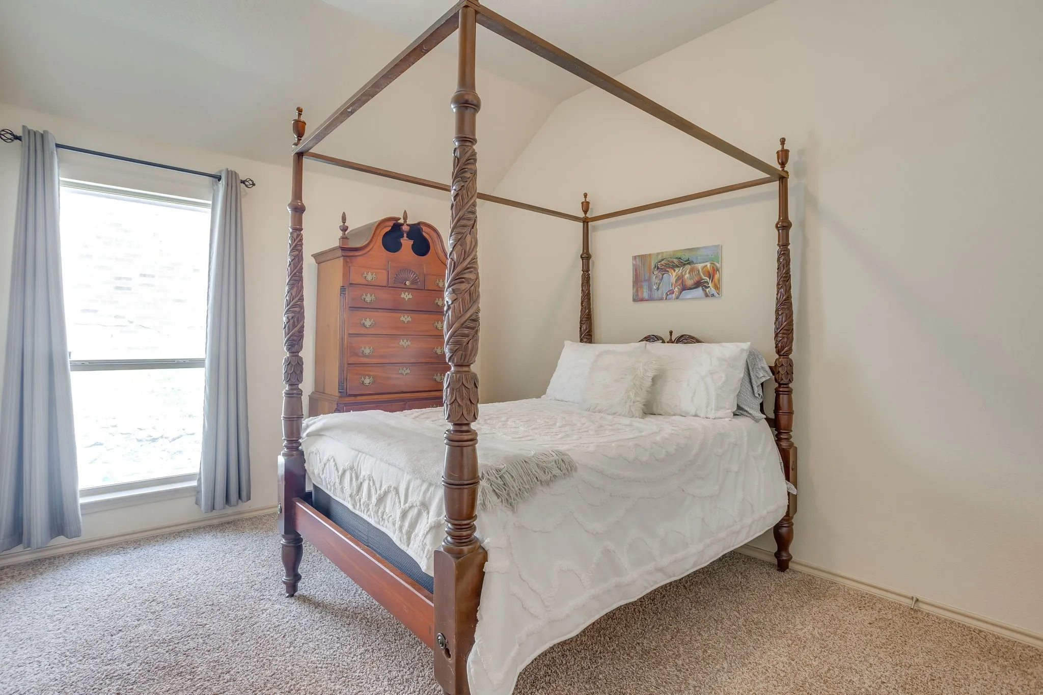 Single Family Residence For Sale in Parker County , 1609 Serenity Lane, Weatherford, Texas 76087, 4 Bedroom, 2 Bathroom, 2 Garage spaces, 2,436 Sqft, built in 2012, mls#21373902, Real Estate Agent in Weatherford, Homes For Sale in Parker county, Homes For Sale in Weatherford, Realtor in Weatherford Texas, Real Estate Brokerage Independent Realty Texas, Luminita Cordes Realtor
