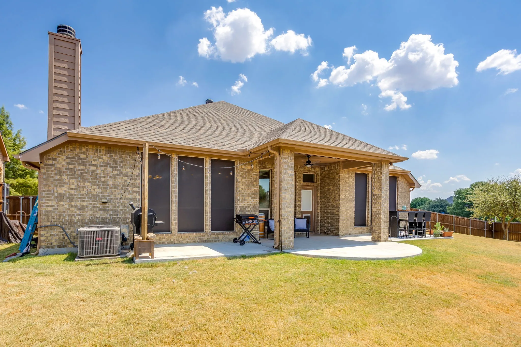 Single Family Residence For Sale in Parker County , 1609 Serenity Lane, Weatherford, Texas 76087, 4 Bedroom, 2 Bathroom, 2 Garage spaces, 2,436 Sqft, built in 2012, mls#21373902, Real Estate Agent in Weatherford, Homes For Sale in Parker county, Homes For Sale in Weatherford, Realtor in Weatherford Texas, Real Estate Brokerage Independent Realty Texas, Luminita Cordes Realtor