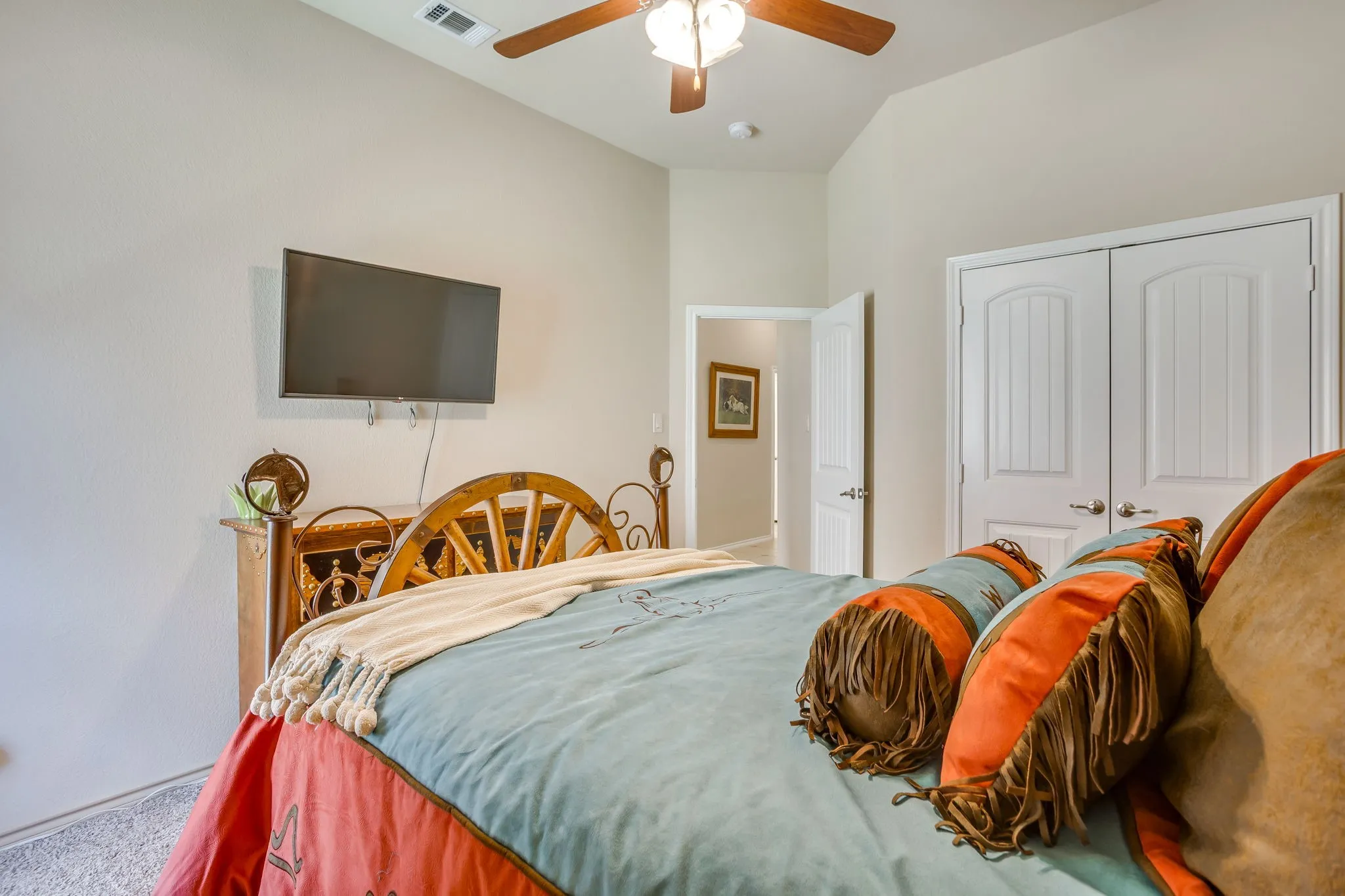 Single Family Residence For Sale in Parker County , 1609 Serenity Lane, Weatherford, Texas 76087, 4 Bedroom, 2 Bathroom, 2 Garage spaces, 2,436 Sqft, built in 2012, mls#21373902, Real Estate Agent in Weatherford, Homes For Sale in Parker county, Homes For Sale in Weatherford, Realtor in Weatherford Texas, Real Estate Brokerage Independent Realty Texas, Luminita Cordes Realtor