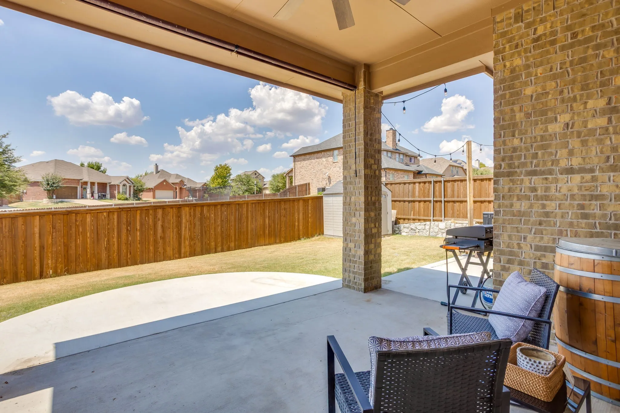 Single Family Residence For Sale in Parker County , 1609 Serenity Lane, Weatherford, Texas 76087, 4 Bedroom, 2 Bathroom, 2 Garage spaces, 2,436 Sqft, built in 2012, mls#21373902, Real Estate Agent in Weatherford, Homes For Sale in Parker county, Homes For Sale in Weatherford, Realtor in Weatherford Texas, Real Estate Brokerage Independent Realty Texas, Luminita Cordes Realtor