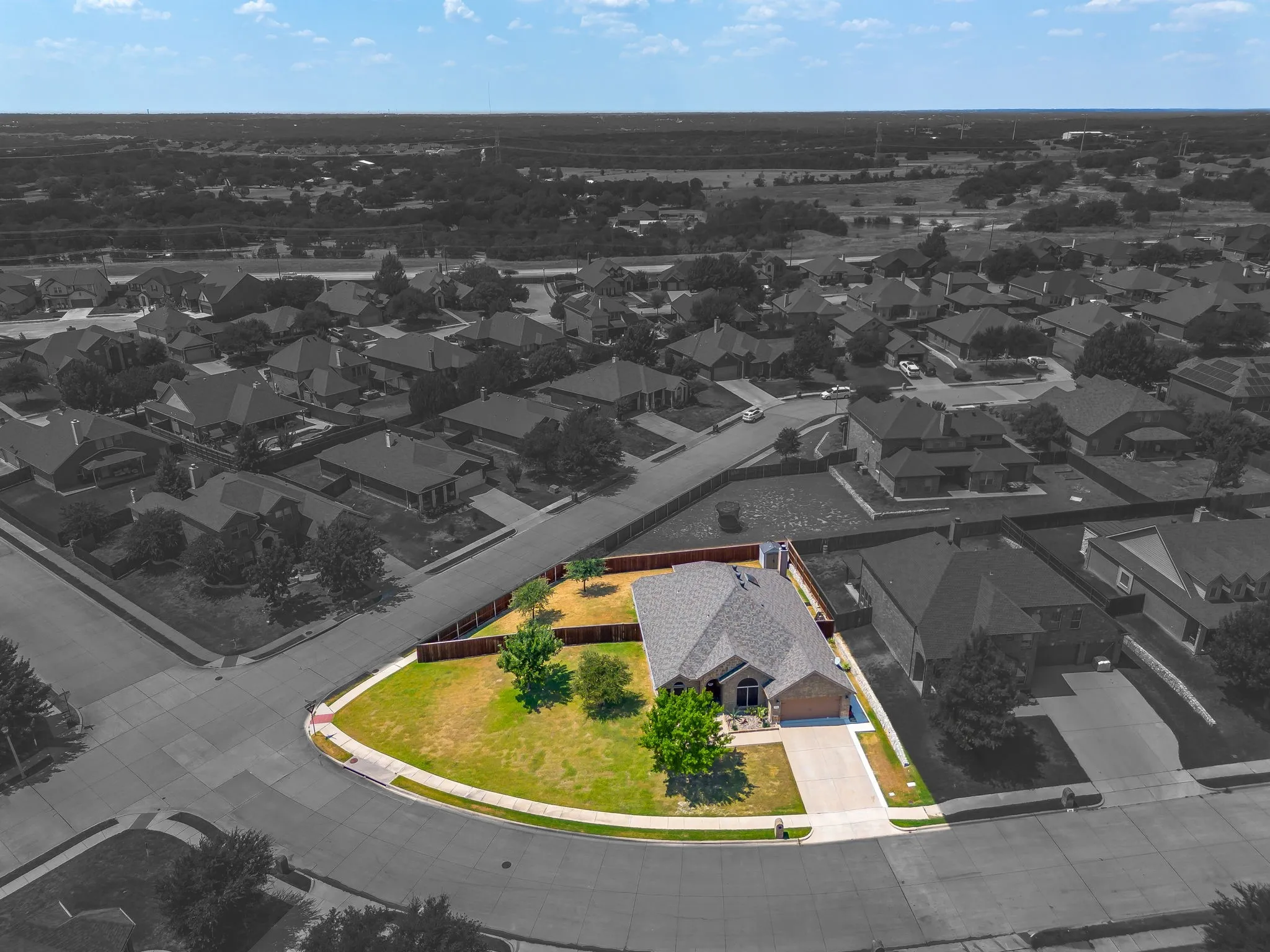 Single Family Residence For Sale in Parker County , 1609 Serenity Lane, Weatherford, Texas 76087, 4 Bedroom, 2 Bathroom, 2 Garage spaces, 2,436 Sqft, built in 2012, mls#21373902, Real Estate Agent in Weatherford, Homes For Sale in Parker county, Homes For Sale in Weatherford, Realtor in Weatherford Texas, Real Estate Brokerage Independent Realty Texas, Luminita Cordes Realtor