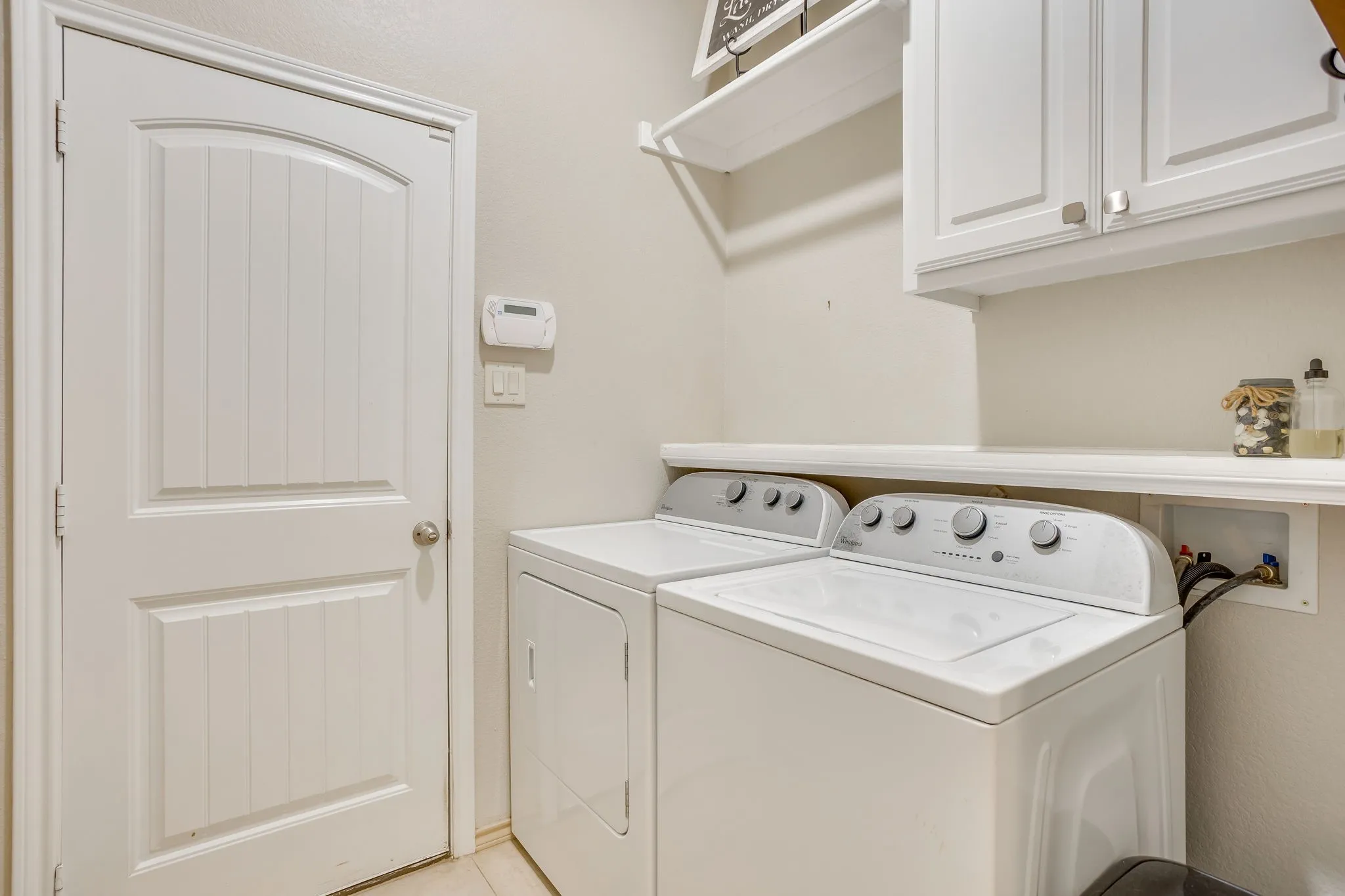Single Family Residence For Sale in Parker County , 1609 Serenity Lane, Weatherford, Texas 76087, 4 Bedroom, 2 Bathroom, 2 Garage spaces, 2,436 Sqft, built in 2012, mls#21373902, Real Estate Agent in Weatherford, Homes For Sale in Parker county, Homes For Sale in Weatherford, Realtor in Weatherford Texas, Real Estate Brokerage Independent Realty Texas, Luminita Cordes Realtor