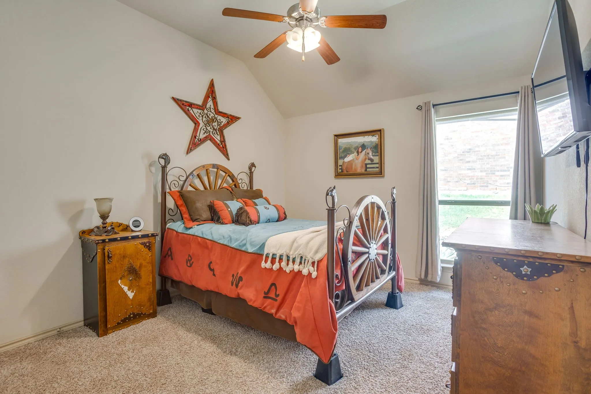Single Family Residence For Sale in Parker County , 1609 Serenity Lane, Weatherford, Texas 76087, 4 Bedroom, 2 Bathroom, 2 Garage spaces, 2,436 Sqft, built in 2012, mls#21373902, Real Estate Agent in Weatherford, Homes For Sale in Parker county, Homes For Sale in Weatherford, Realtor in Weatherford Texas, Real Estate Brokerage Independent Realty Texas, Luminita Cordes Realtor