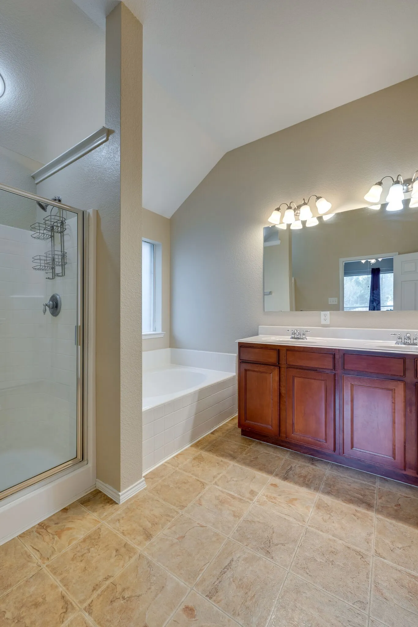 Single Family Residence For Rent in Denton County , 3816 Denridge Lane, Fort Worth, Texas 76262, 3 Bedroom, 2 Bathroom, 2 Garage spaces, 1,607 Sqft, built in 2006, mls#21374337, Real Estate Agent in Fort Worth, Homes For Rent in Denton county, Homes For Rent in Fort Worth, Realtor in Fort Worth Texas, Real Estate Brokerage Independent Realty Texas, Luminita Cordes Realtor