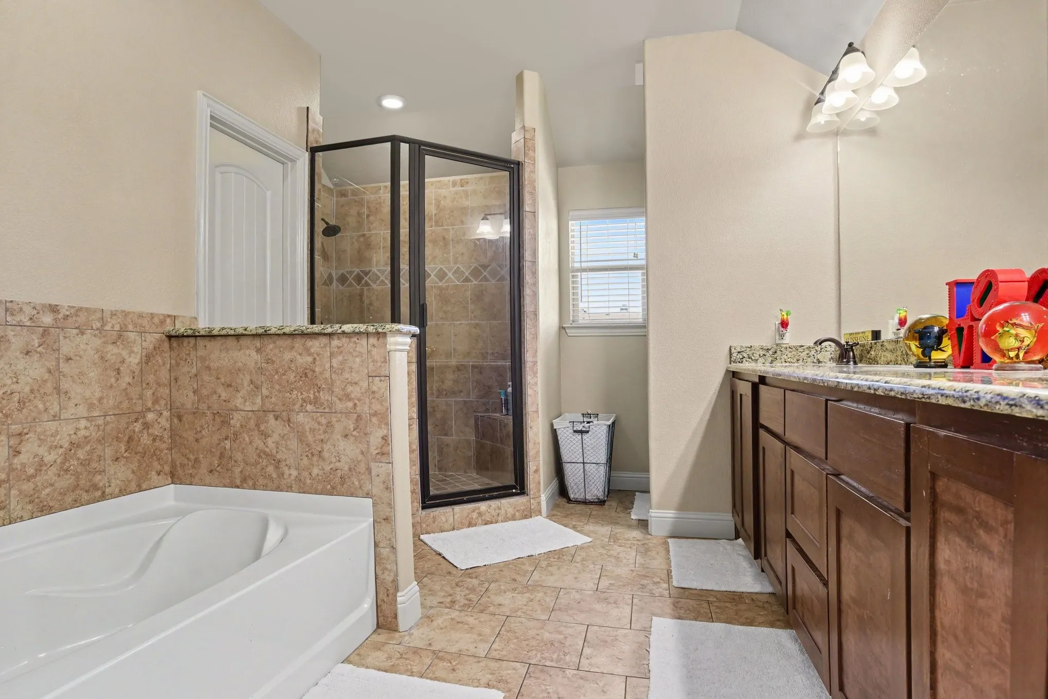 Single Family Residence For Sale in Hunt County , 4909 County Road 2720, Caddo Mills, Texas 75135, 4 Bedroom, 2 Bathroom, 2 Garage spaces, 2,005 Sqft, built in 2016, mls#21368400, Real Estate Agent in Caddo Mills, Homes For Sale in Hunt county, Homes For Sale in Caddo Mills, Realtor in Caddo Mills Texas, Real Estate Brokerage Independent Realty Texas, Luminita Cordes Realtor