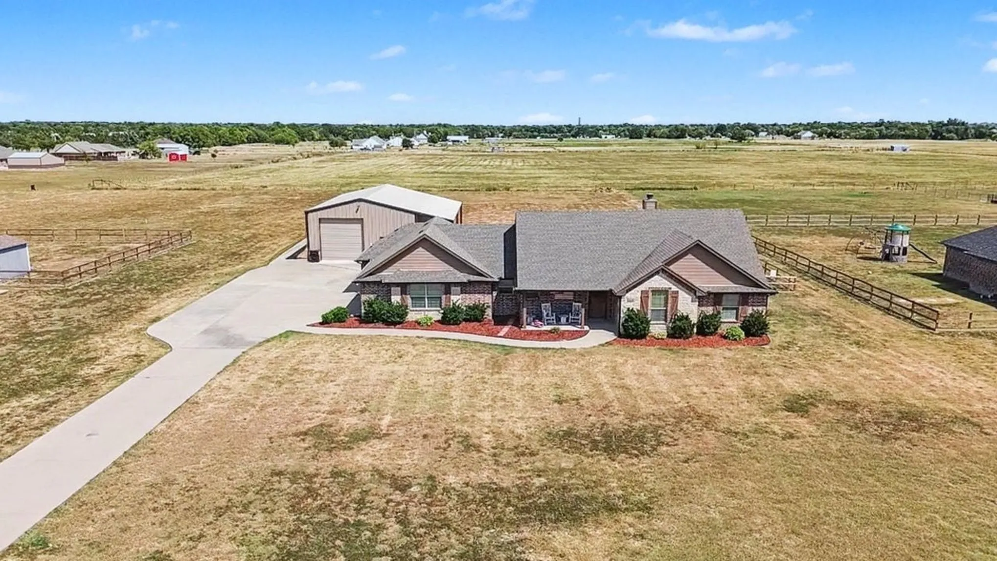 Single Family Residence For Sale in Hunt County , 4909 County Road 2720, Caddo Mills, Texas 75135, 4 Bedroom, 2 Bathroom, 2 Garage spaces, 2,005 Sqft, built in 2016, mls#21368400, Real Estate Agent in Caddo Mills, Homes For Sale in Hunt county, Homes For Sale in Caddo Mills, Realtor in Caddo Mills Texas, Real Estate Brokerage Independent Realty Texas, Luminita Cordes Realtor