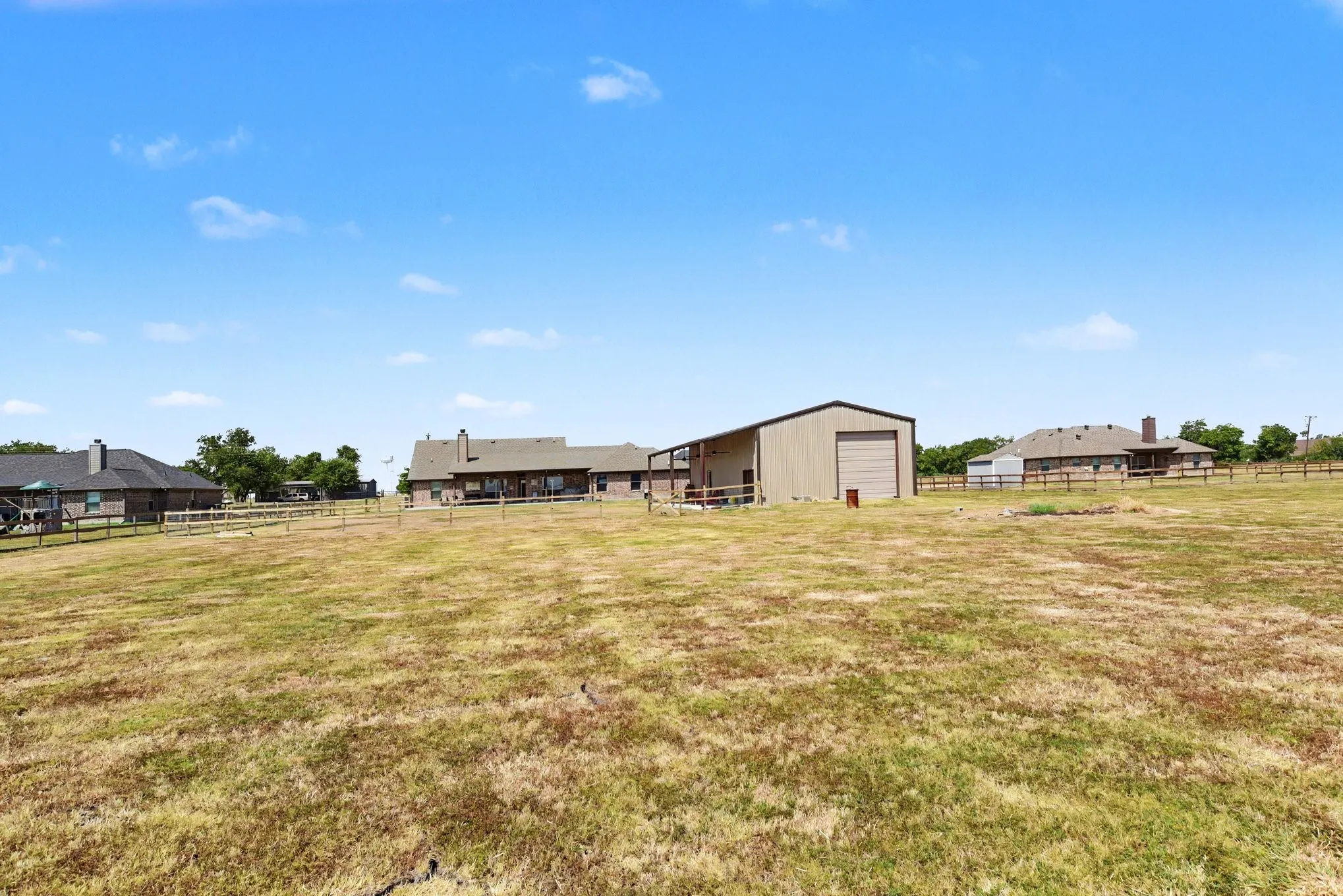Single Family Residence For Sale in Hunt County , 4909 County Road 2720, Caddo Mills, Texas 75135, 4 Bedroom, 2 Bathroom, 2 Garage spaces, 2,005 Sqft, built in 2016, mls#21368400, Real Estate Agent in Caddo Mills, Homes For Sale in Hunt county, Homes For Sale in Caddo Mills, Realtor in Caddo Mills Texas, Real Estate Brokerage Independent Realty Texas, Luminita Cordes Realtor