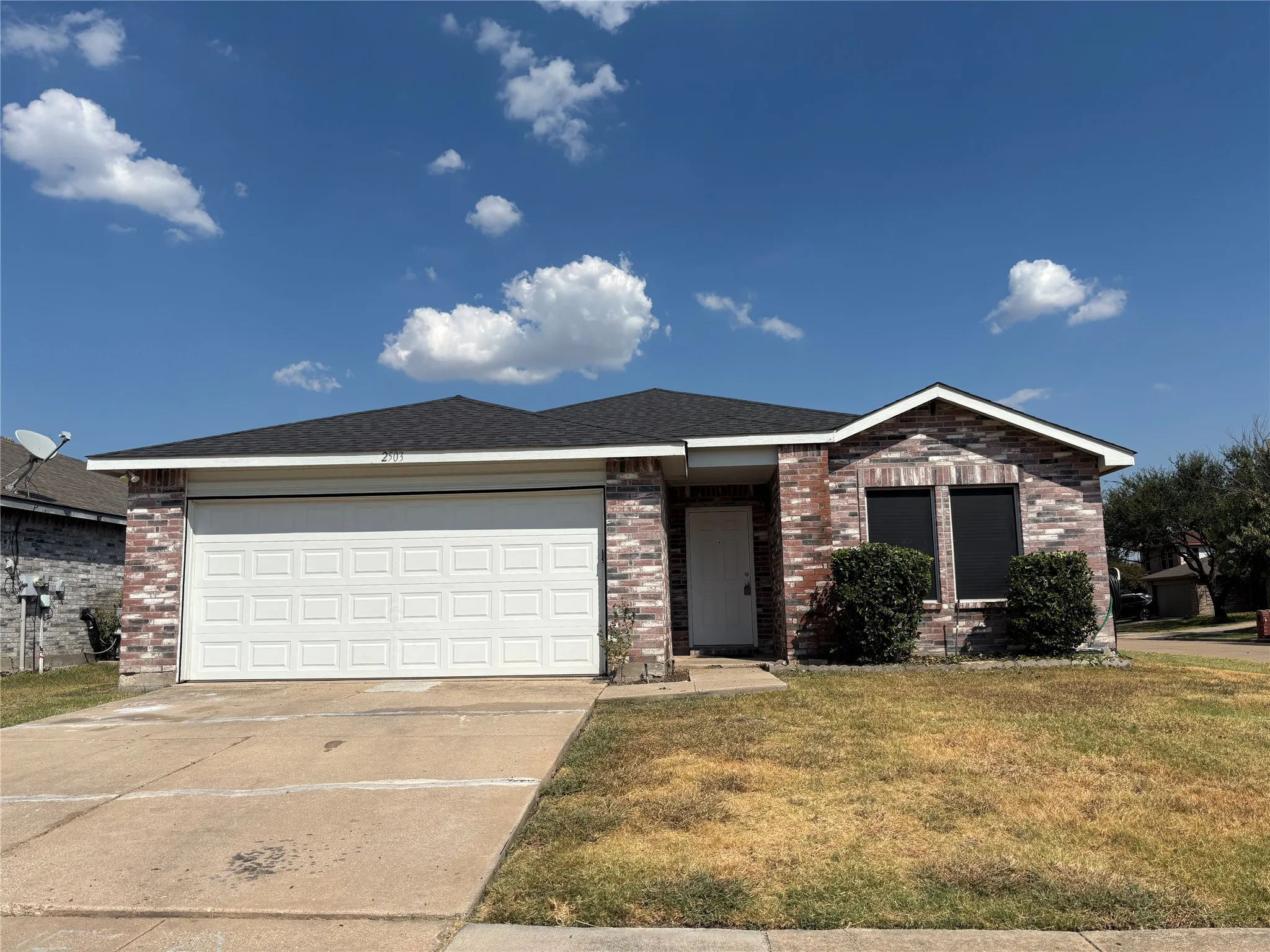 Single Family Residence For Rent in Denton County , 2503 W Cherry Drive, Little Elm, Texas 75068, 3 Bedroom, 2 Bathroom, 2 Garage spaces, 1,647 Sqft, built in 1999, mls#21374352, Real Estate Agent in Little Elm, Homes For Rent in Denton county, Homes For Rent in Little Elm, Realtor in Little Elm Texas, Real Estate Brokerage Independent Realty Texas, Luminita Cordes Realtor