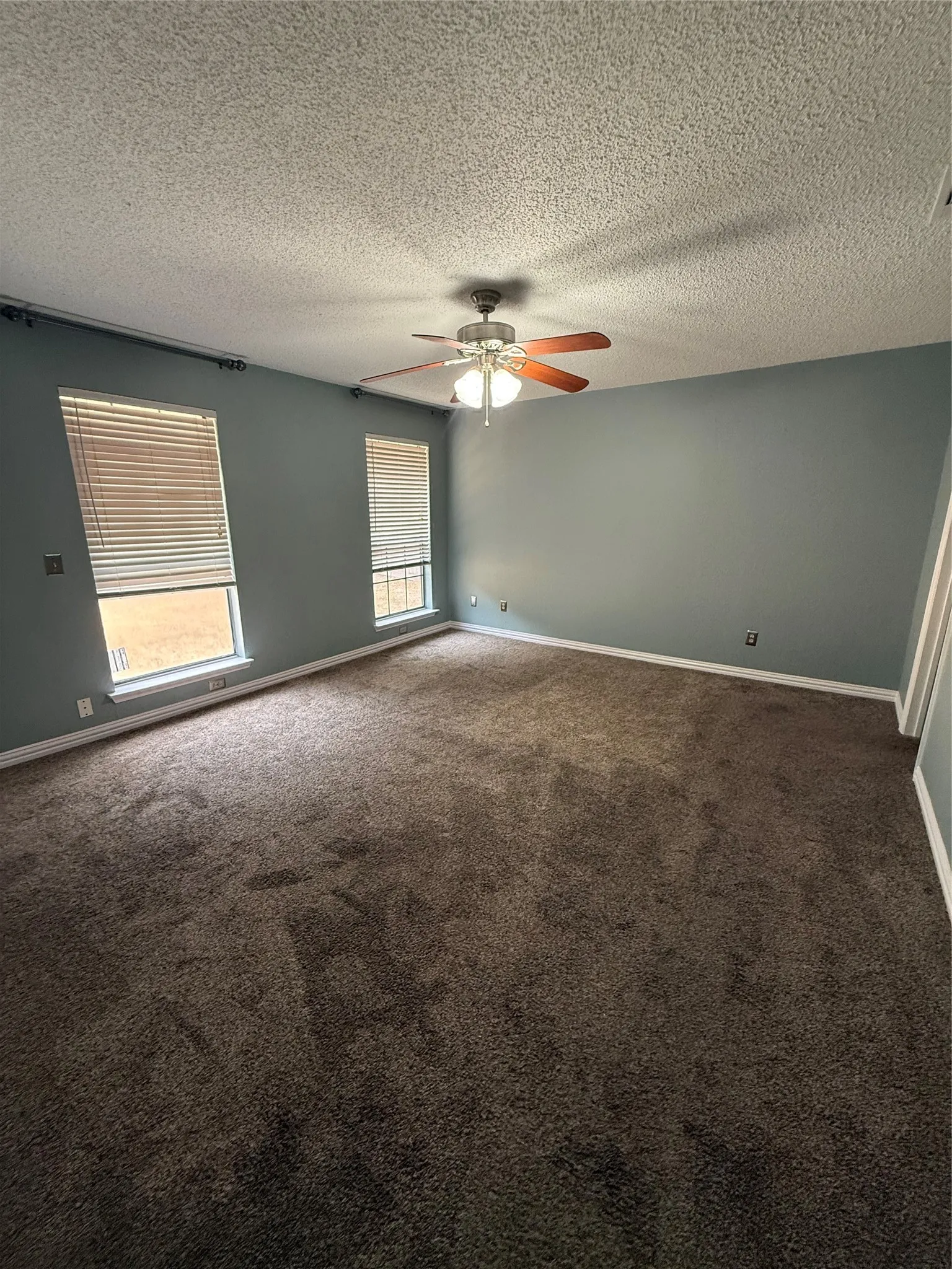 Single Family Residence For Rent in Collin County , 605 Baker Street, Mc Kinney, Texas 75069, 3 Bedroom, 2 Bathroom, 1 Garage spaces, 1,245 Sqft, built in 1985, mls#21374338, Real Estate Agent in Mc Kinney, Homes For Rent in Collin county, Homes For Rent in Mc Kinney, Realtor in Mc Kinney Texas, Real Estate Brokerage Independent Realty Texas, Luminita Cordes Realtor