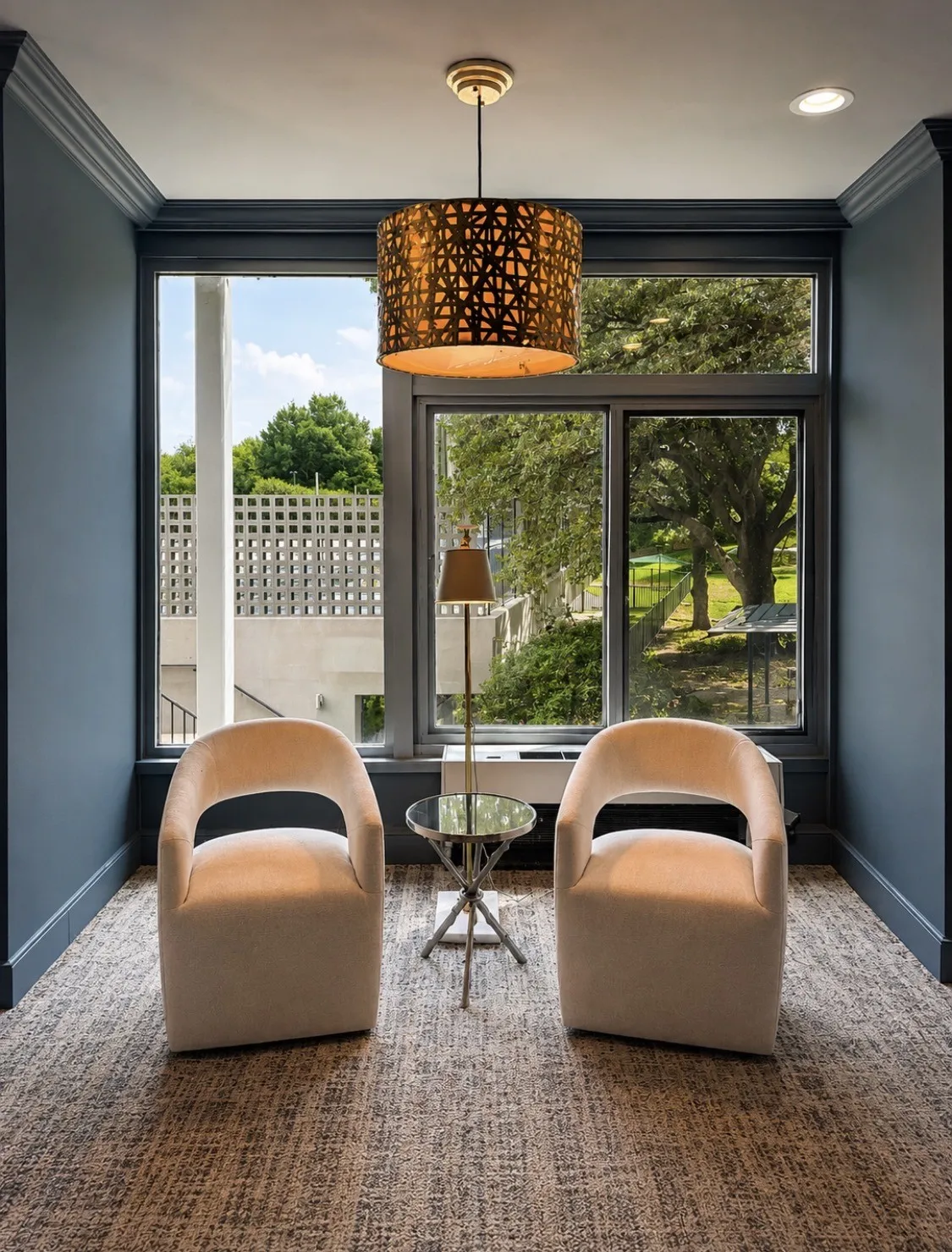 Condominium For Rent in Dallas County , 3883 Turtle Creek Boulevard 1203, Dallas, Texas 75219, 1 Bedroom, 1 Bathroom, 1 Garage spaces, 739 Sqft, built in 1963, mls#21374206, Real Estate Agent in Dallas, Homes For Rent in Dallas county, Homes For Rent in Dallas, Realtor in Dallas Texas, Real Estate Brokerage Independent Realty Texas, Luminita Cordes Realtor